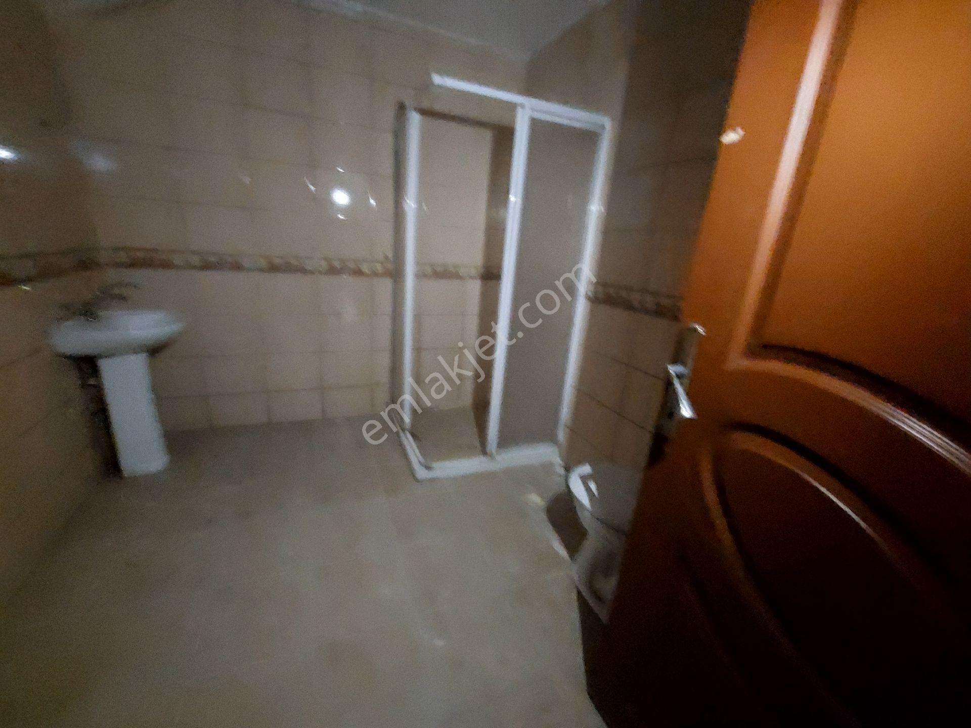 Gaziosmanpaşa Küçükköy Merkez De Kiralık Çatı Kat 2+1 110 - Görsel 15