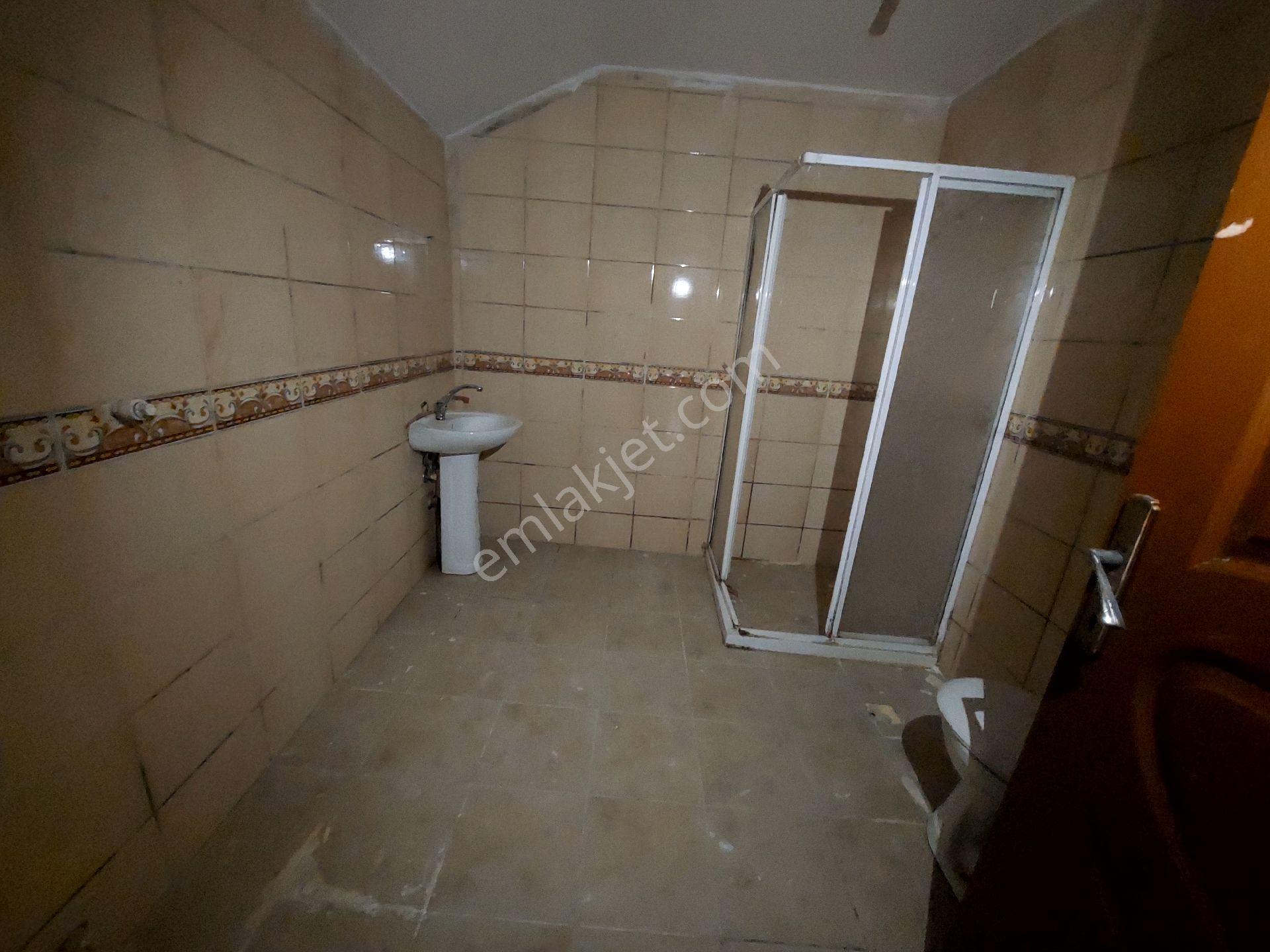Gaziosmanpaşa Küçükköy Merkez De Kiralık Çatı Kat 2+1 110 - Görsel 13