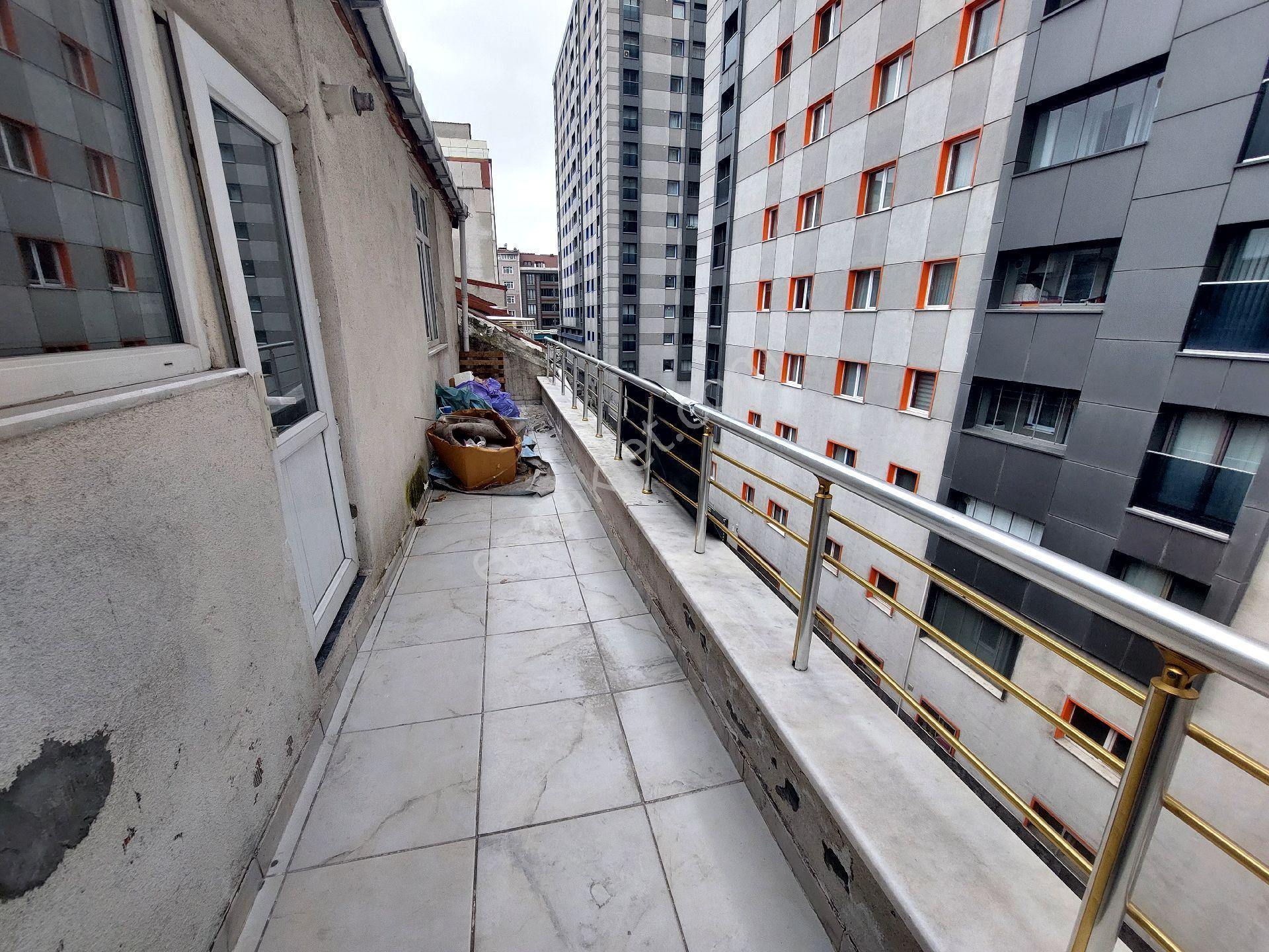 Gaziosmanpaşa Küçükköy Merkez De Kiralık Çatı Kat 2+1 110 - Görsel 17