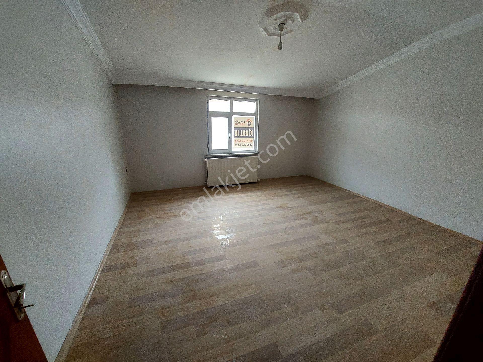 Gaziosmanpaşa Küçükköy Merkez De Kiralık Çatı Kat 2+1 110 - Görsel 7