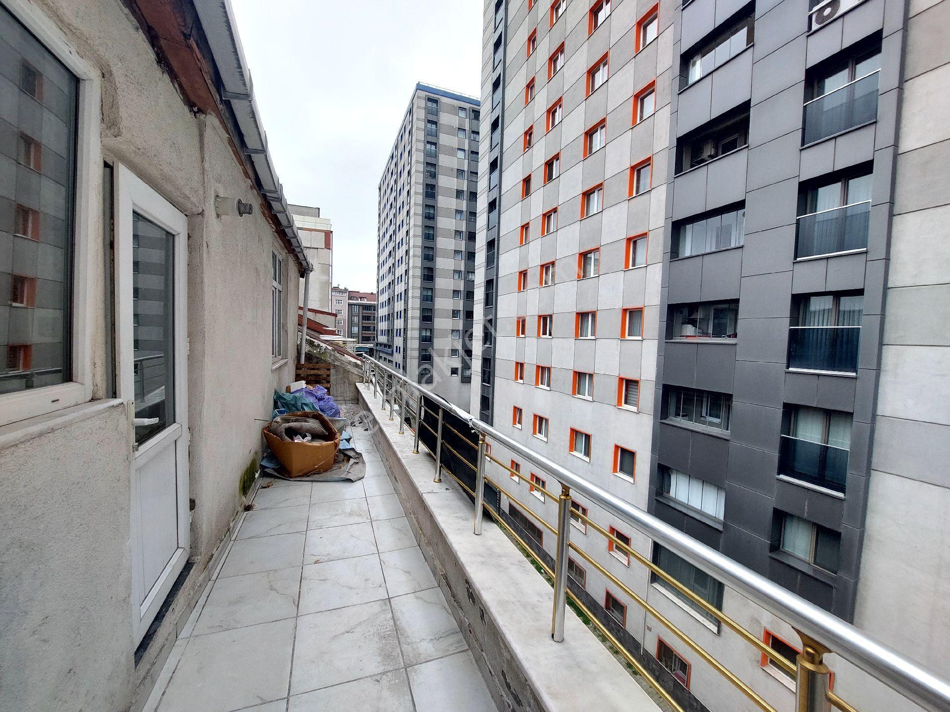 Gaziosmanpaşa Küçükköy Merkez De Kiralık Çatı Kat 2+1 110 - Görsel 18