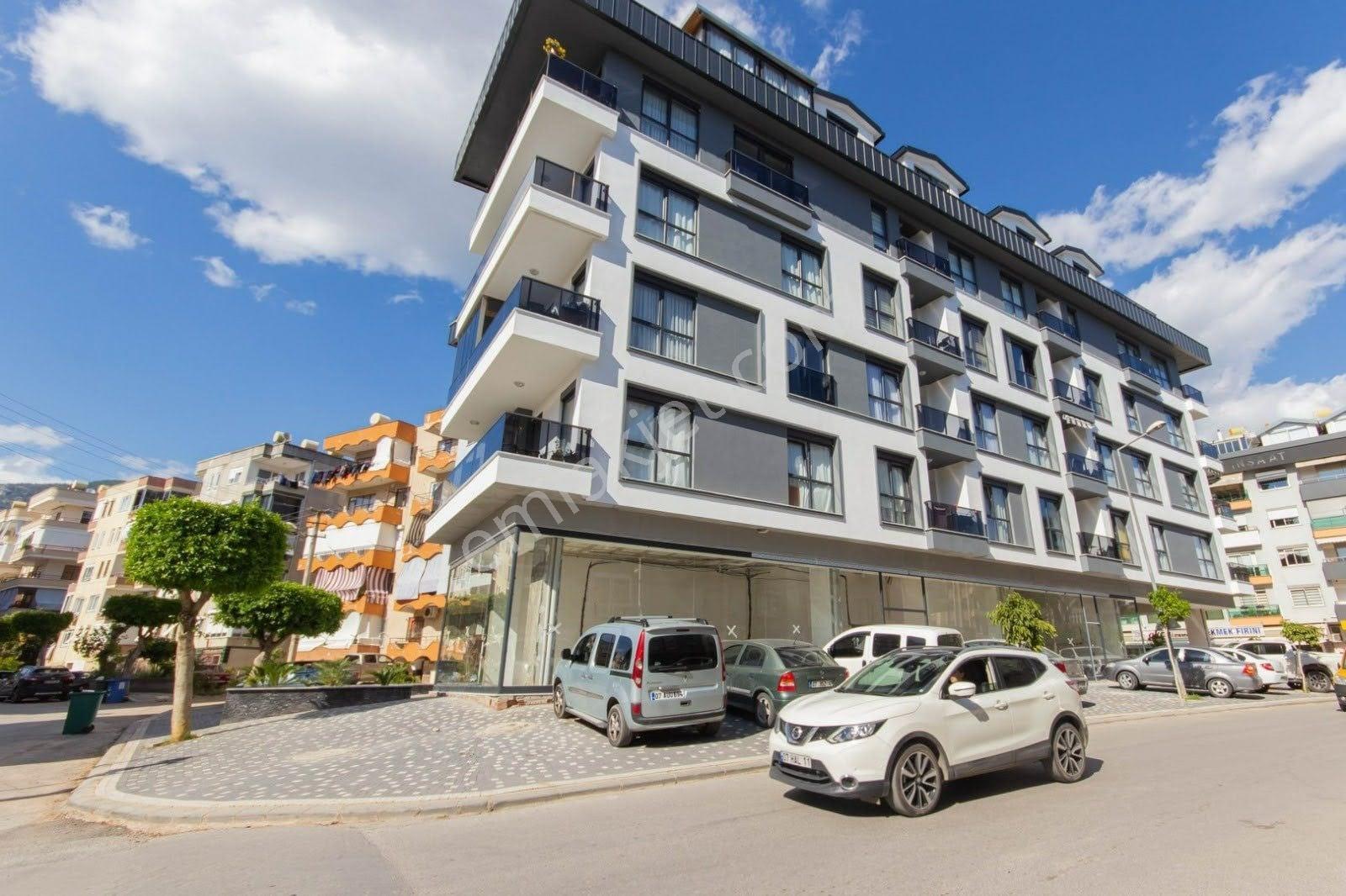Alanya Hacet Meydanı 1+1 Esyalı Denıze 650 Metre