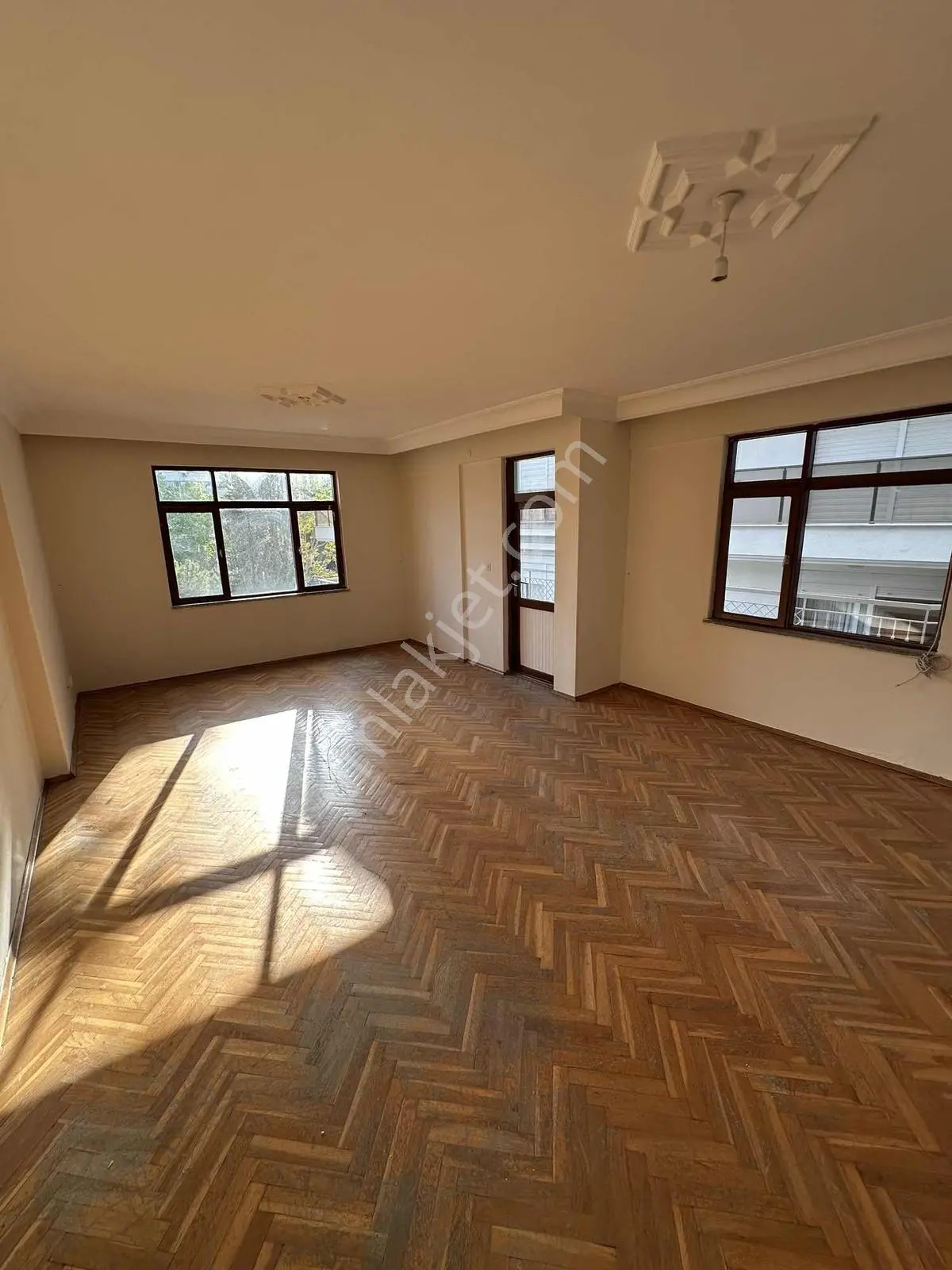 Antalya Üçgen Mah Kiralık 4+1 Arakat