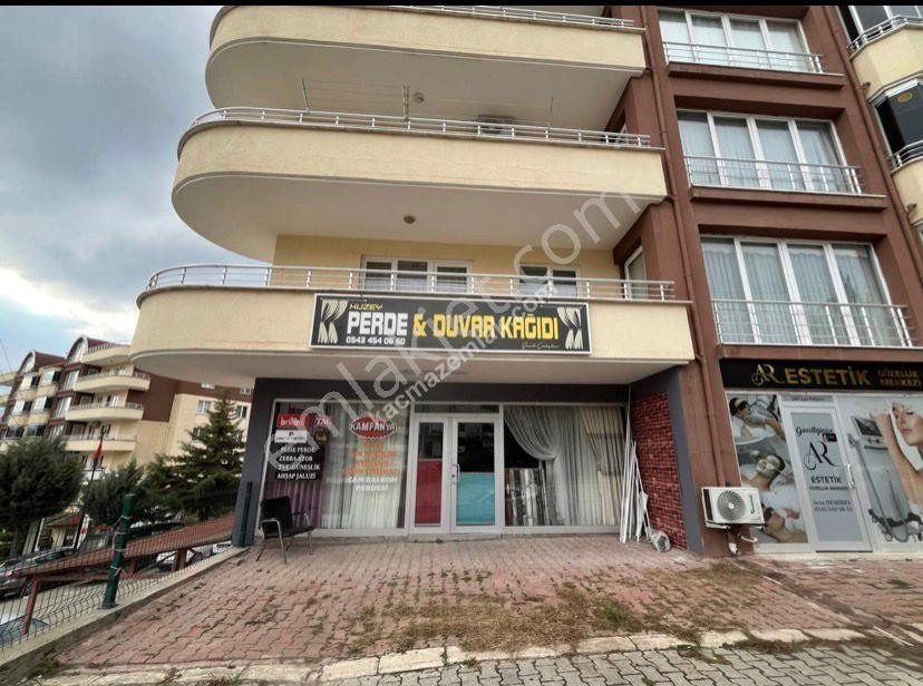 Niksar Hastane Bölgesinde Satılık Dükkan
