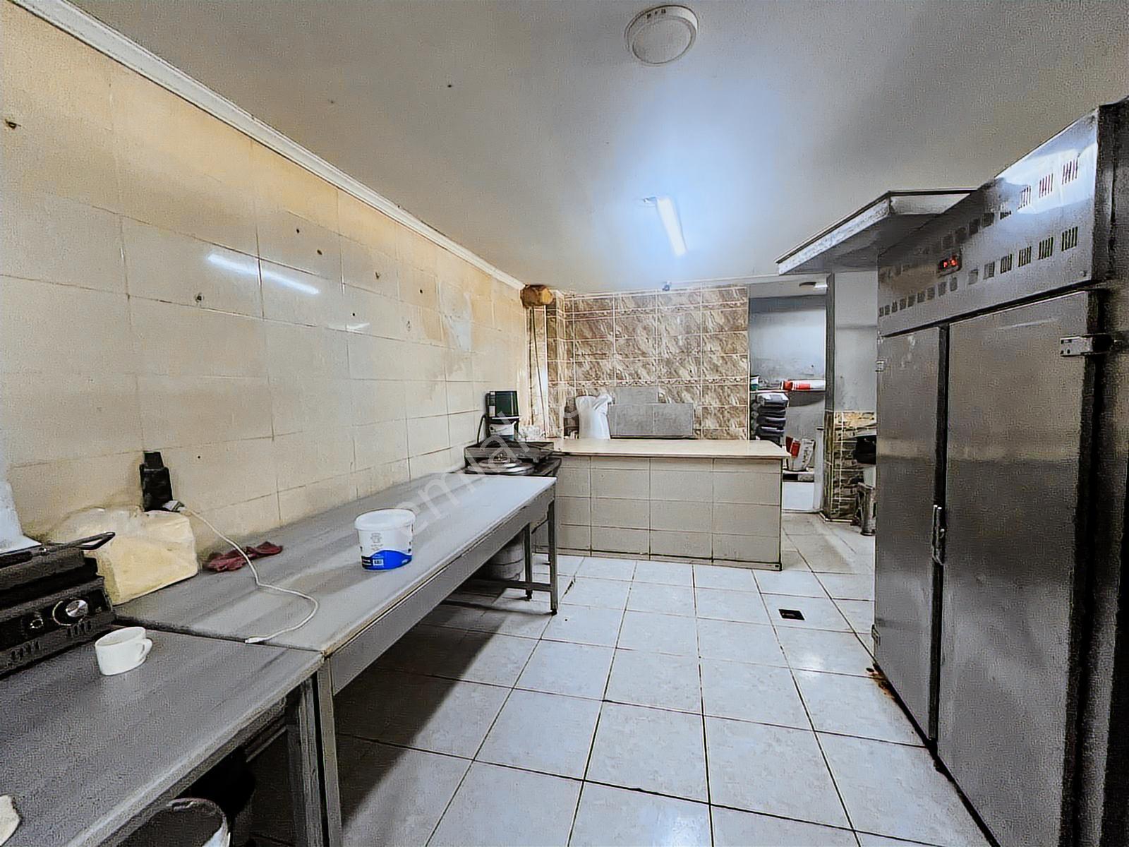 Kuşadası Kadınlar Denizinde Devren Kiralık Fırsat Dükkan - Görsel 15