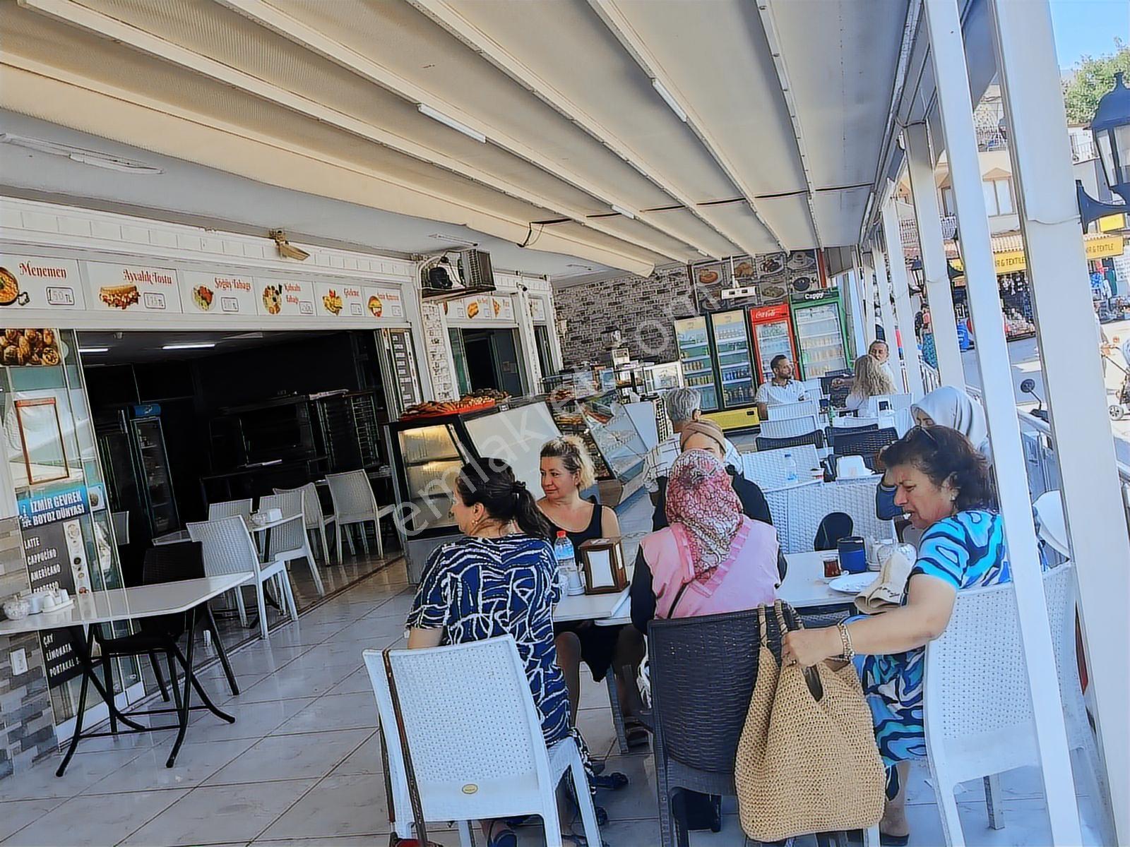 Kuşadası Kadınlar Denizinde Devren Kiralık Fırsat Dükkan - Görsel 17