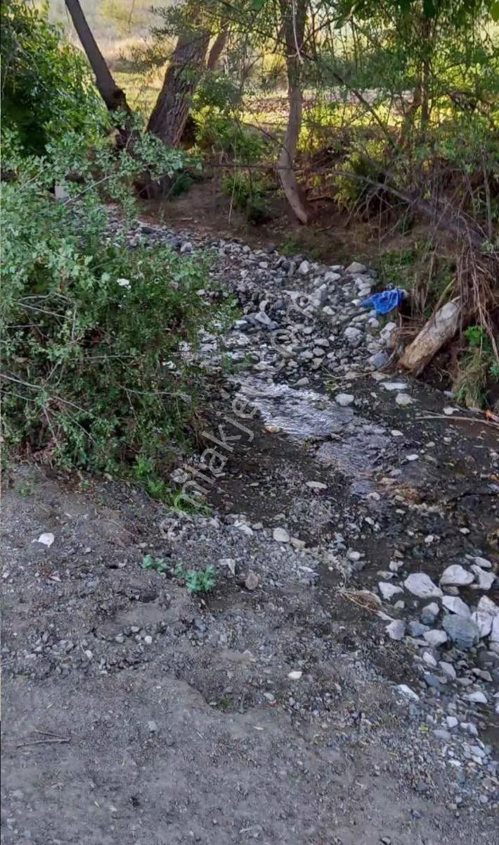 Köy Merkezine 700 Metre Müstakil Tapulu Yatırımlık Arazi - Görsel 4