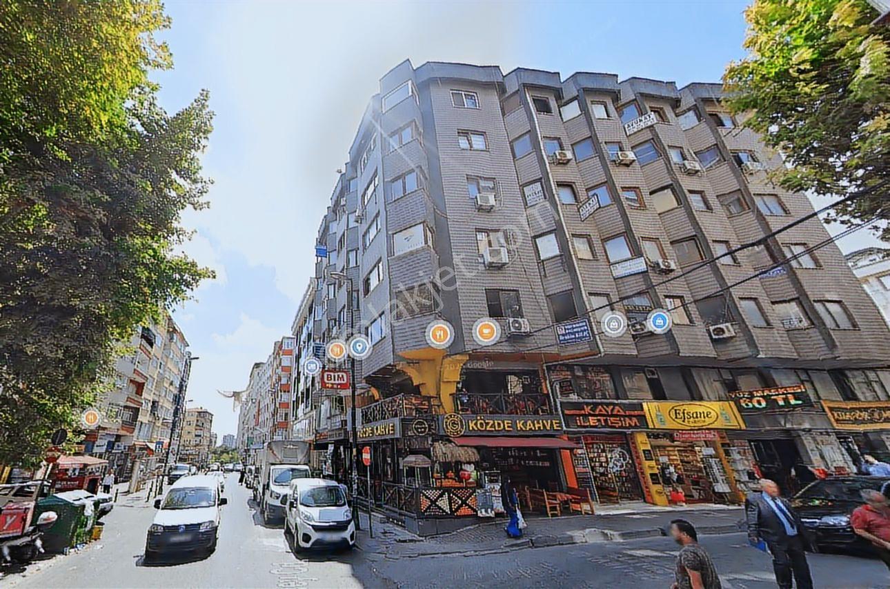 Kiralık 50m2 Ofis Şirinevler Metro - Metrobüs Dibi