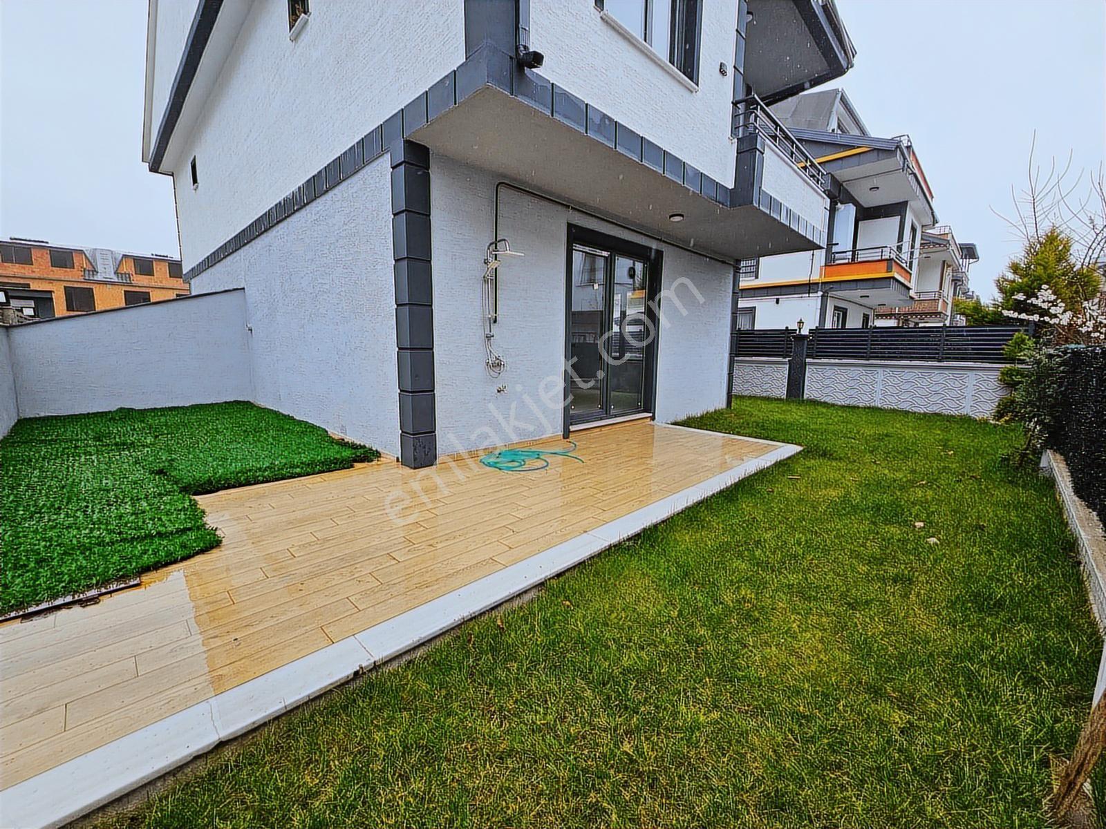 Deniz'den 4+1 Müstakil Havuzlu, Geniş Bahçeli Villa - Görsel 28