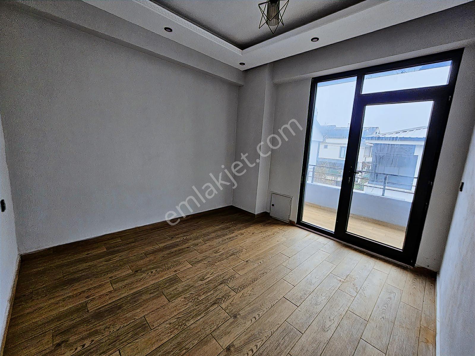 Deniz'den 4+1 Müstakil Havuzlu, Geniş Bahçeli Villa - Görsel 24