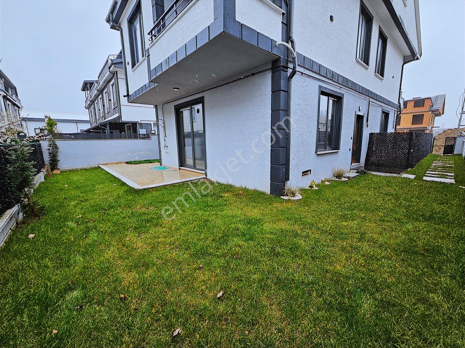 Deniz'den 4+1 Müstakil Havuzlu, Geniş Bahçeli Villa - Görsel 34