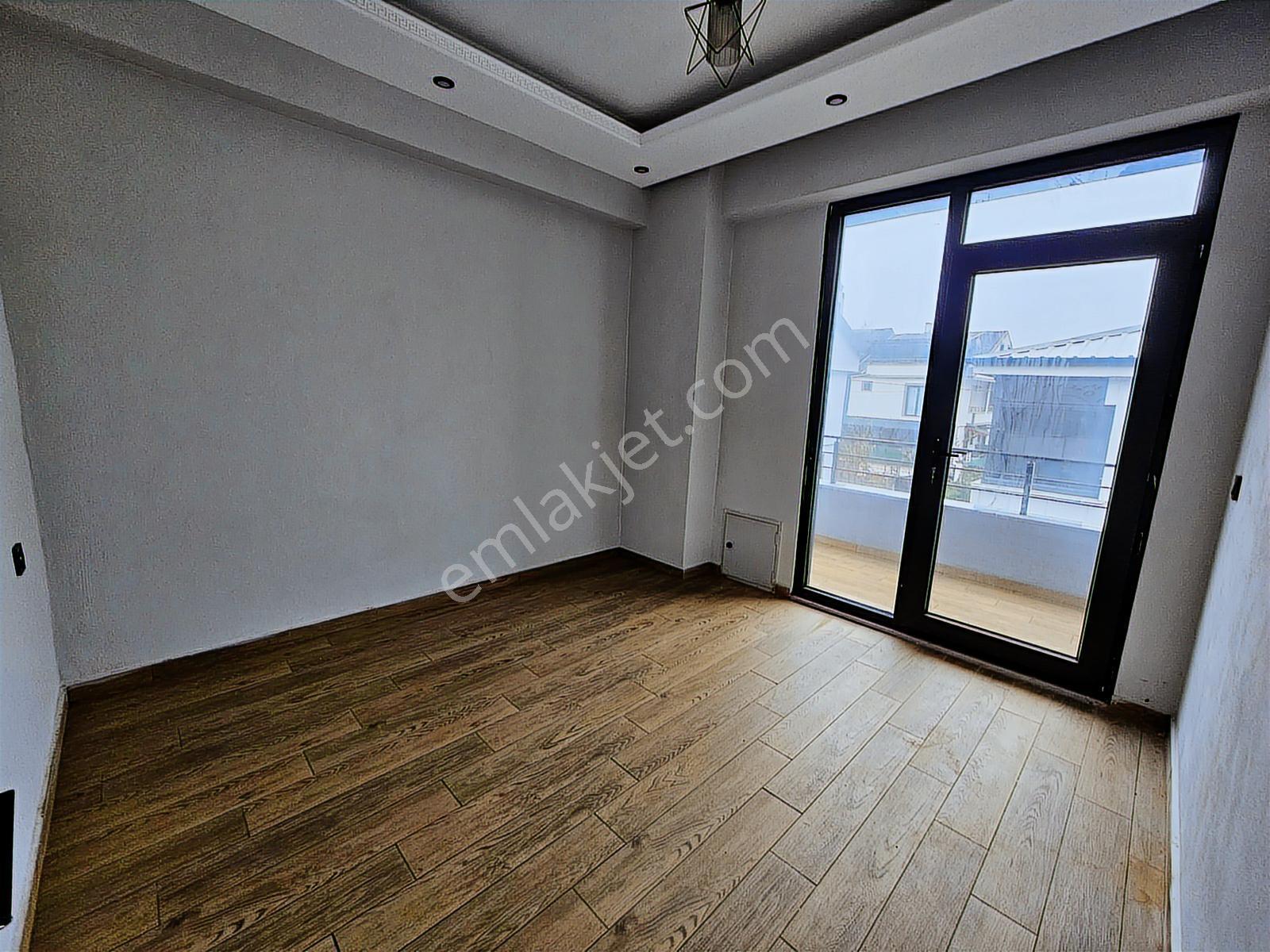 Deniz'den 4+1 Müstakil Havuzlu, Geniş Bahçeli Villa - Görsel 10