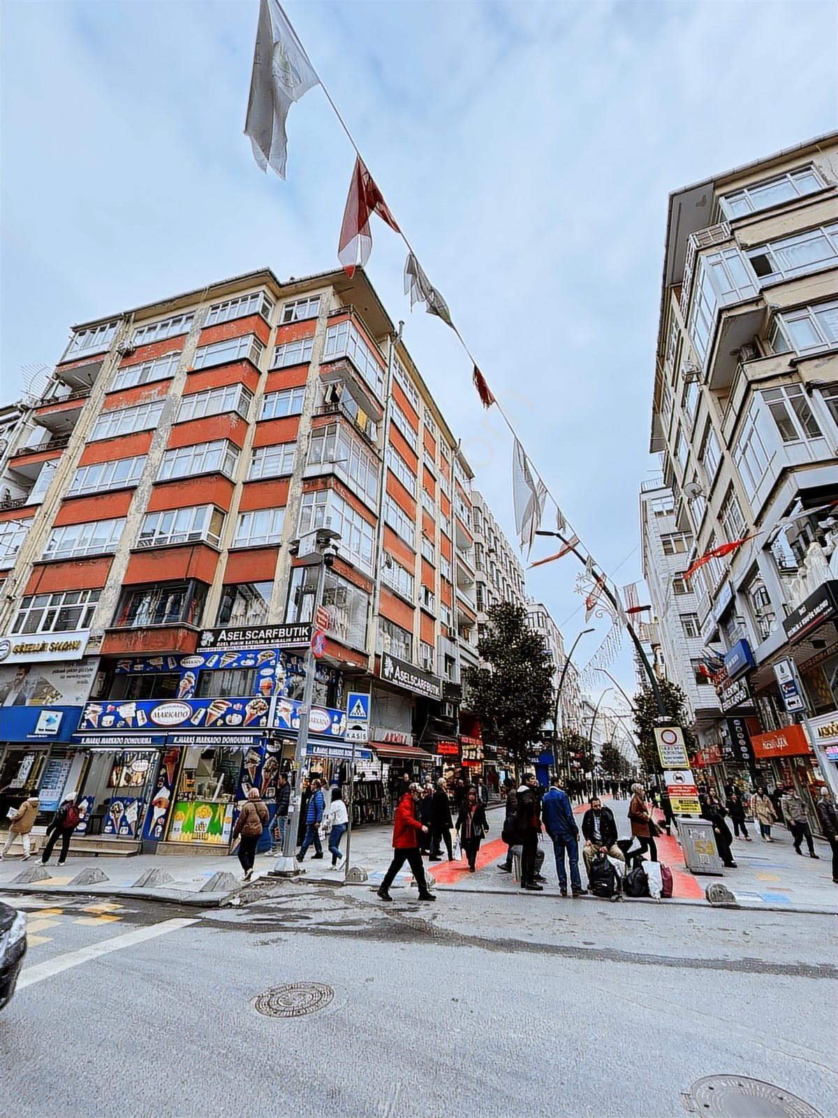 Krediye Uygun -- Şirinevler Meydanda 2+1 90 M2 Daire Yatırımlık - Görsel 4