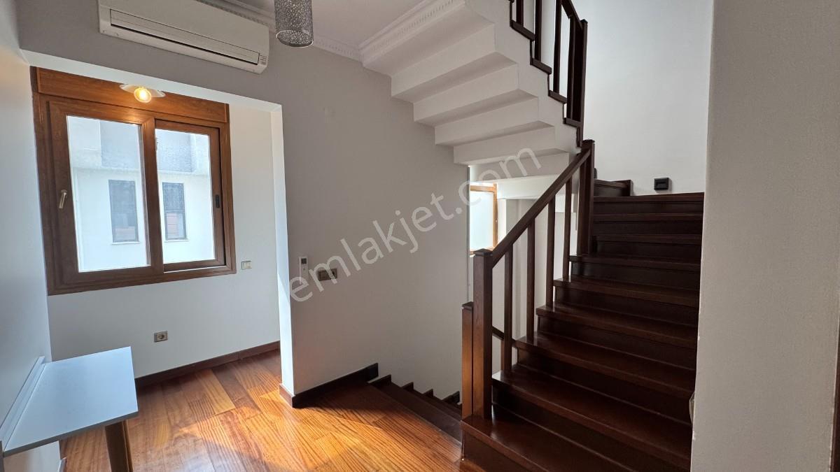 Forum Bornova Yakını Kiralık 4+1 Villa Temiz Geniş Ve Lüks Yaşam - Görsel 23