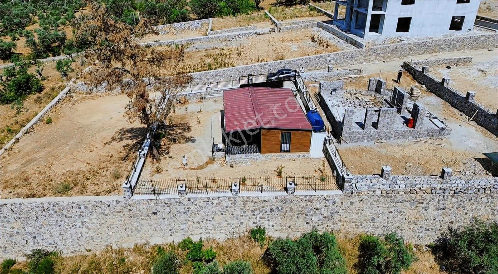 Yukarıkızılca Merkez De 495 M2 Bahçe İçerisinde Kurulu Düzen Ev
