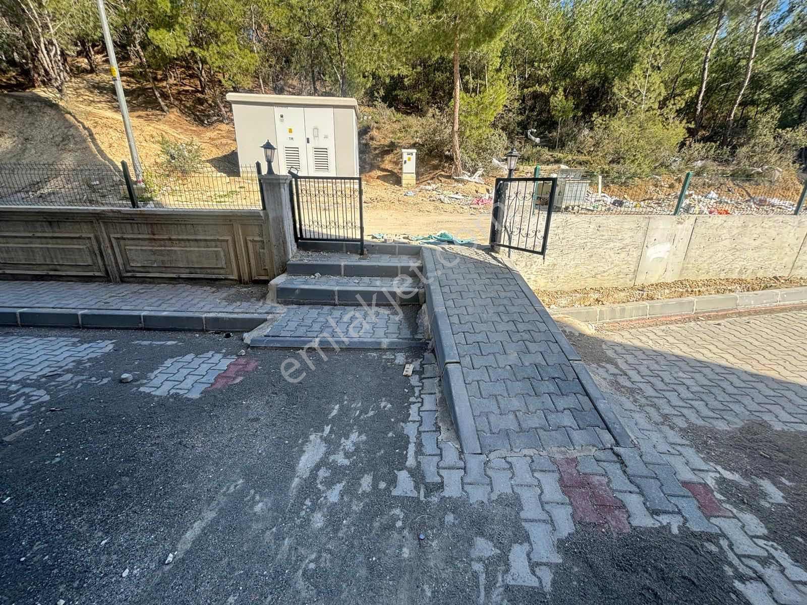 Çınarlı Mah Yatay Mimari Oturuma Hazır Satılık 1+1 Daire - Görsel 23