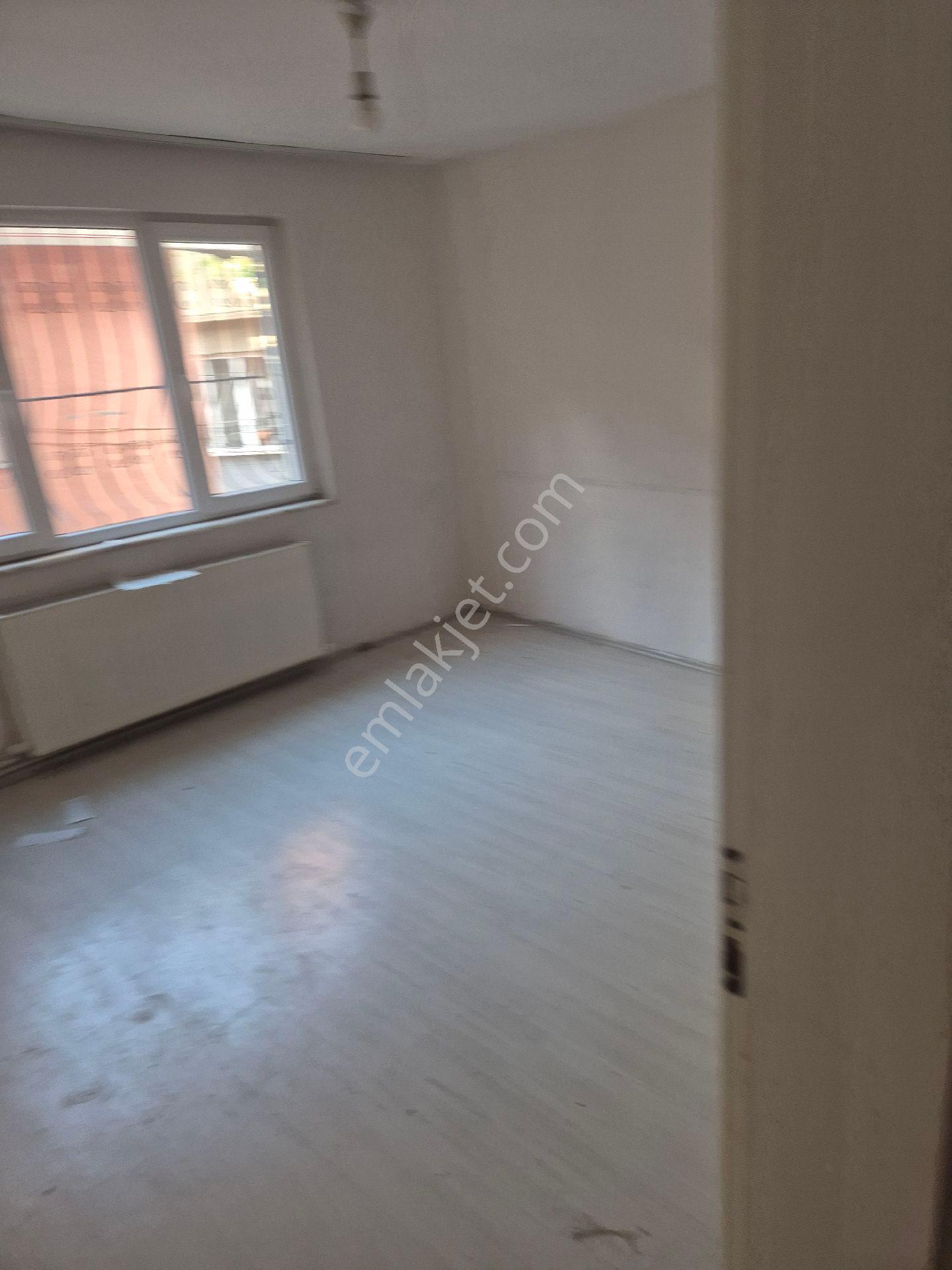 Tribleks Bina Komple Satılık 6 Oda 3 Tuvalet Banyo Teraslı - Görsel 8