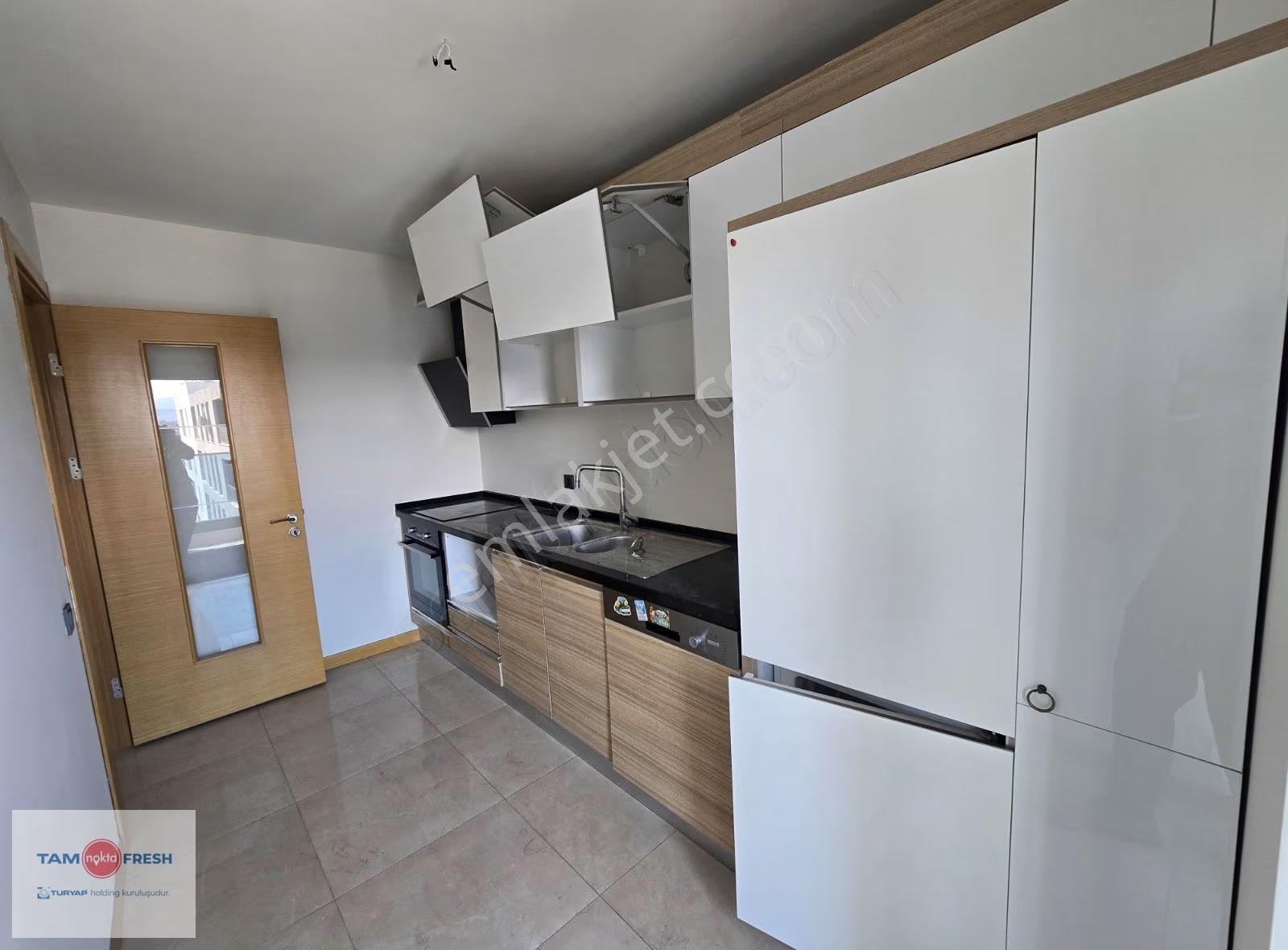 Çiğli Atasehir'de Site İçi Arakat Kapalı Mutfak 2+1 Daire - Görsel 13