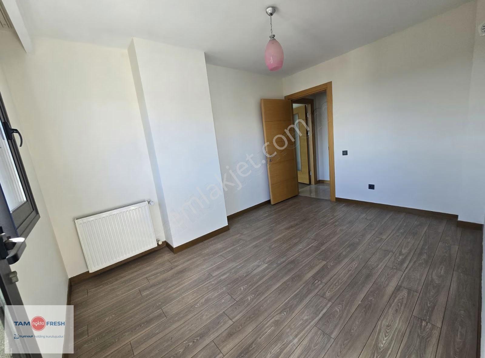 Çiğli Atasehir'de Site İçi Arakat Kapalı Mutfak 2+1 Daire - Görsel 12