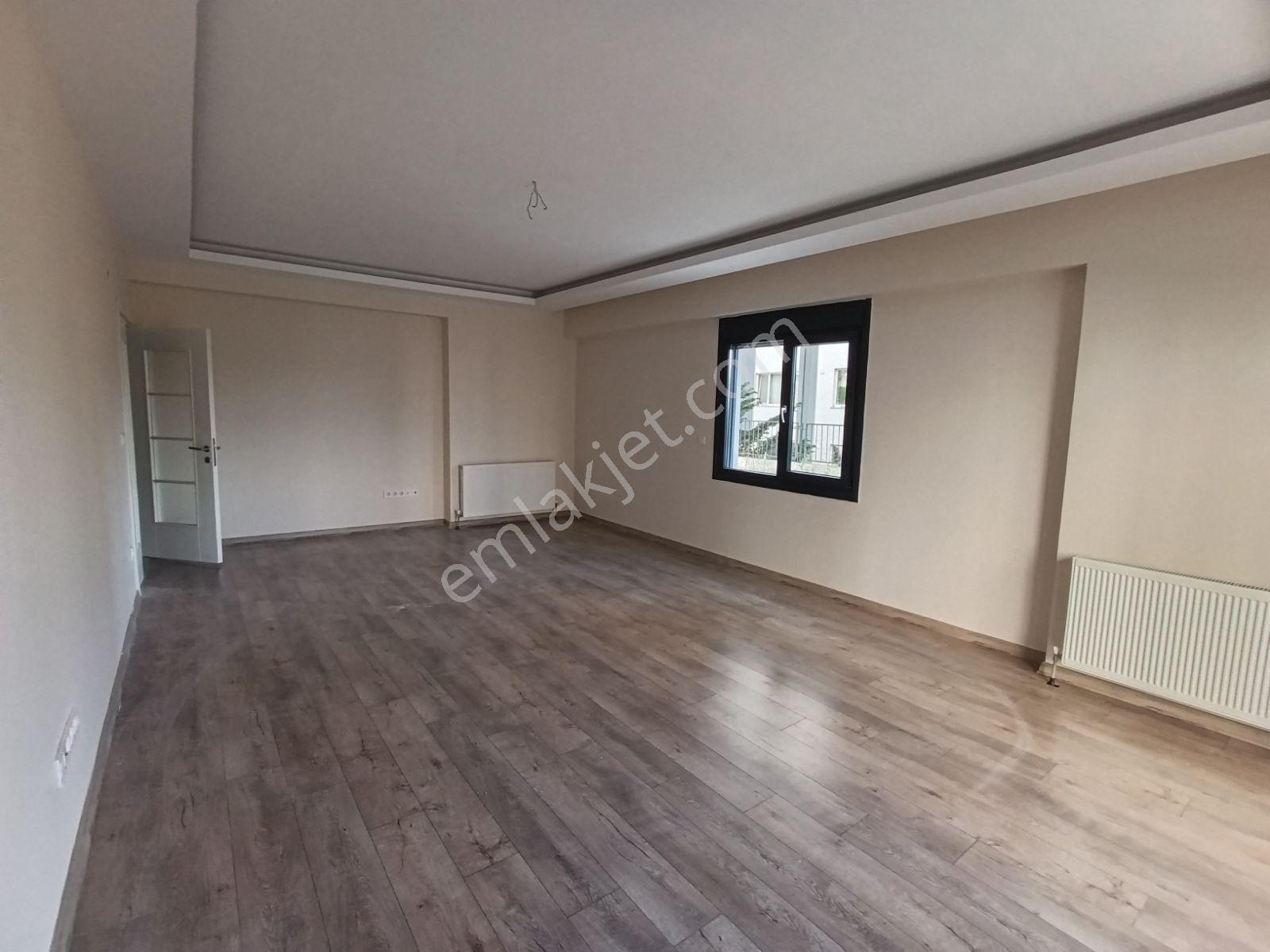 Kartal Uğurmumcu Da Oturmaya Hazır Boş Satılık 4+1 Daire - Görsel 8