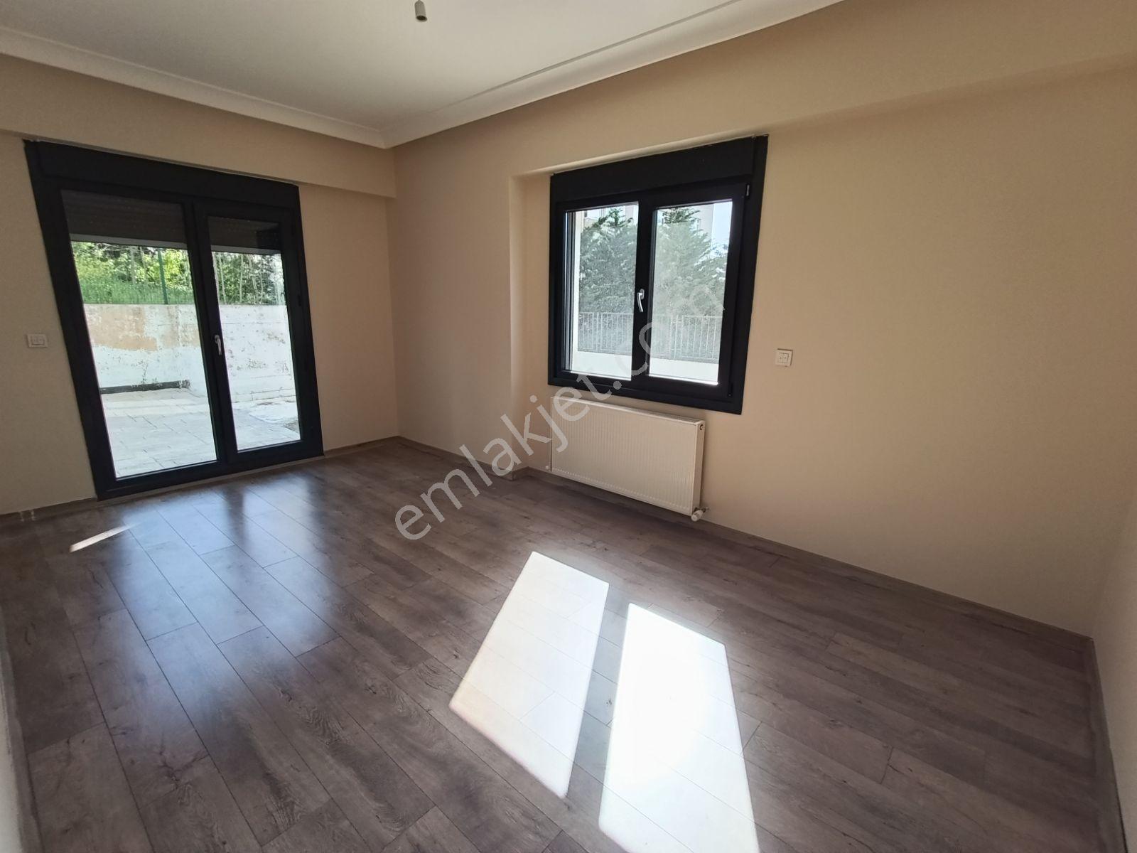 Kartal Uğurmumcu Da Oturmaya Hazır Boş Satılık 4+1 Daire - Görsel 24
