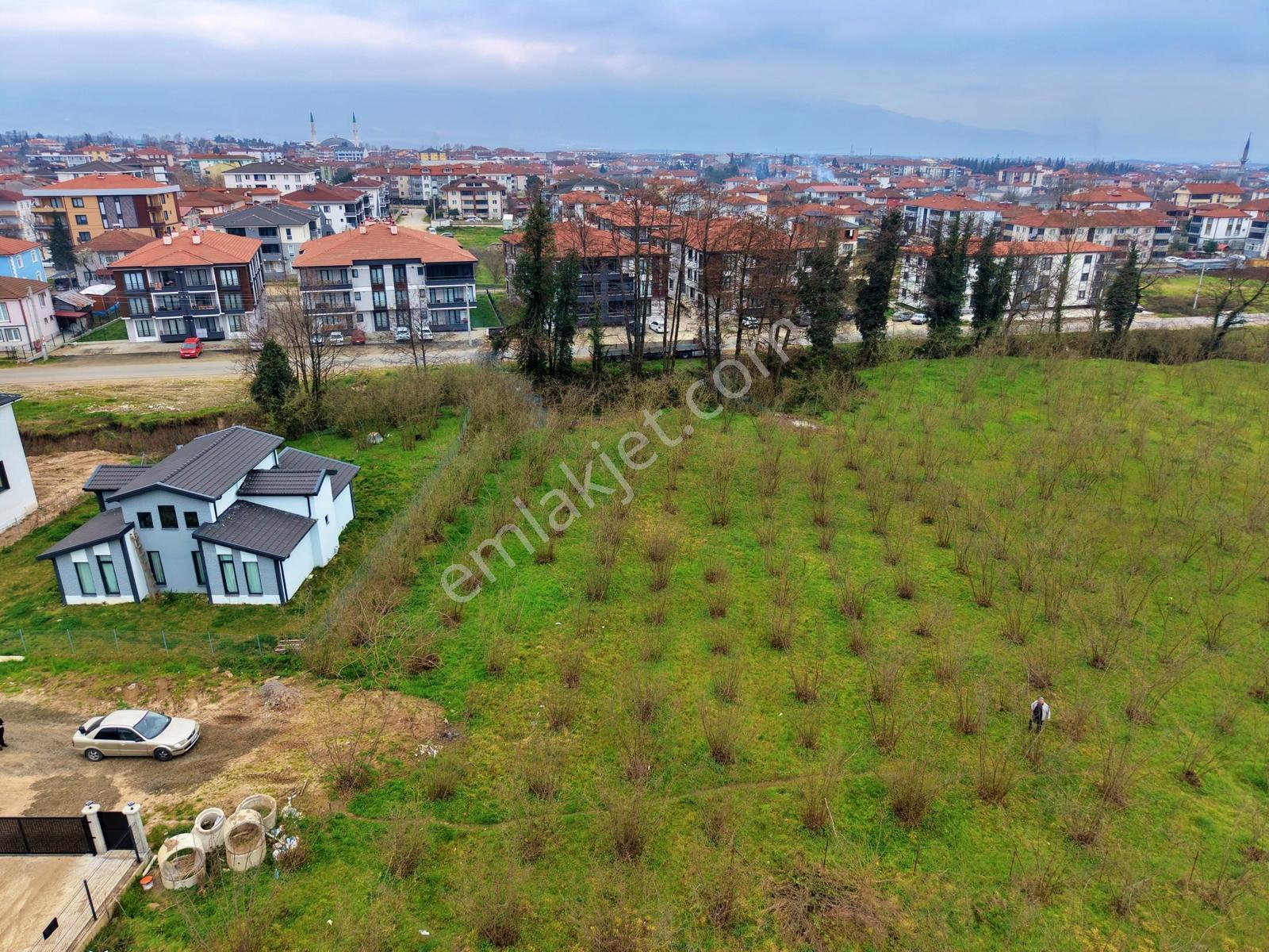 Emlakevim - Rasimpaşa Mahallesinde Satılık 619 M2 İmarlı Arsa ! - Görsel 3