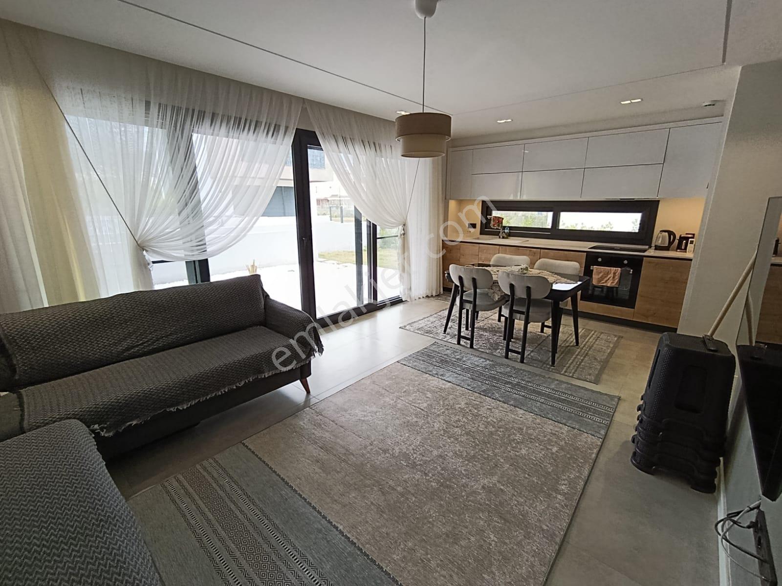 Devamlı Kiralık Havuzlu Sitede Müstakil Villa Komple Eşyalı - Görsel 6