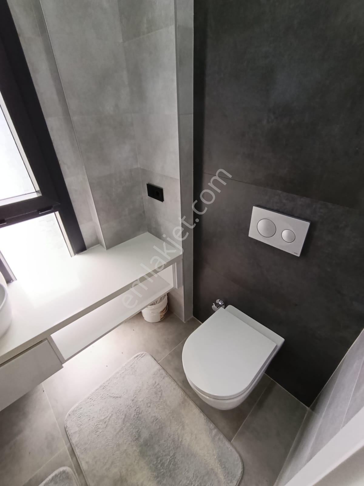 Devamlı Kiralık Havuzlu Sitede Müstakil Villa Komple Eşyalı - Görsel 18
