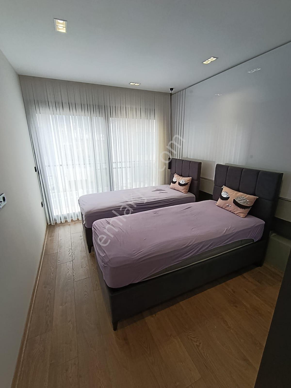Devamlı Kiralık Havuzlu Sitede Müstakil Villa Komple Eşyalı - Görsel 20