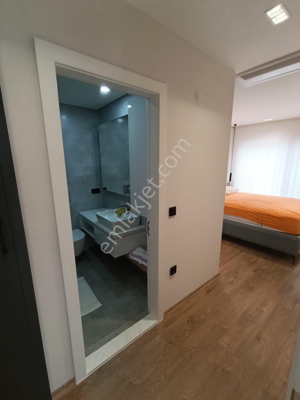 Devamlı Kiralık Havuzlu Sitede Müstakil Villa Komple Eşyalı - Görsel 23