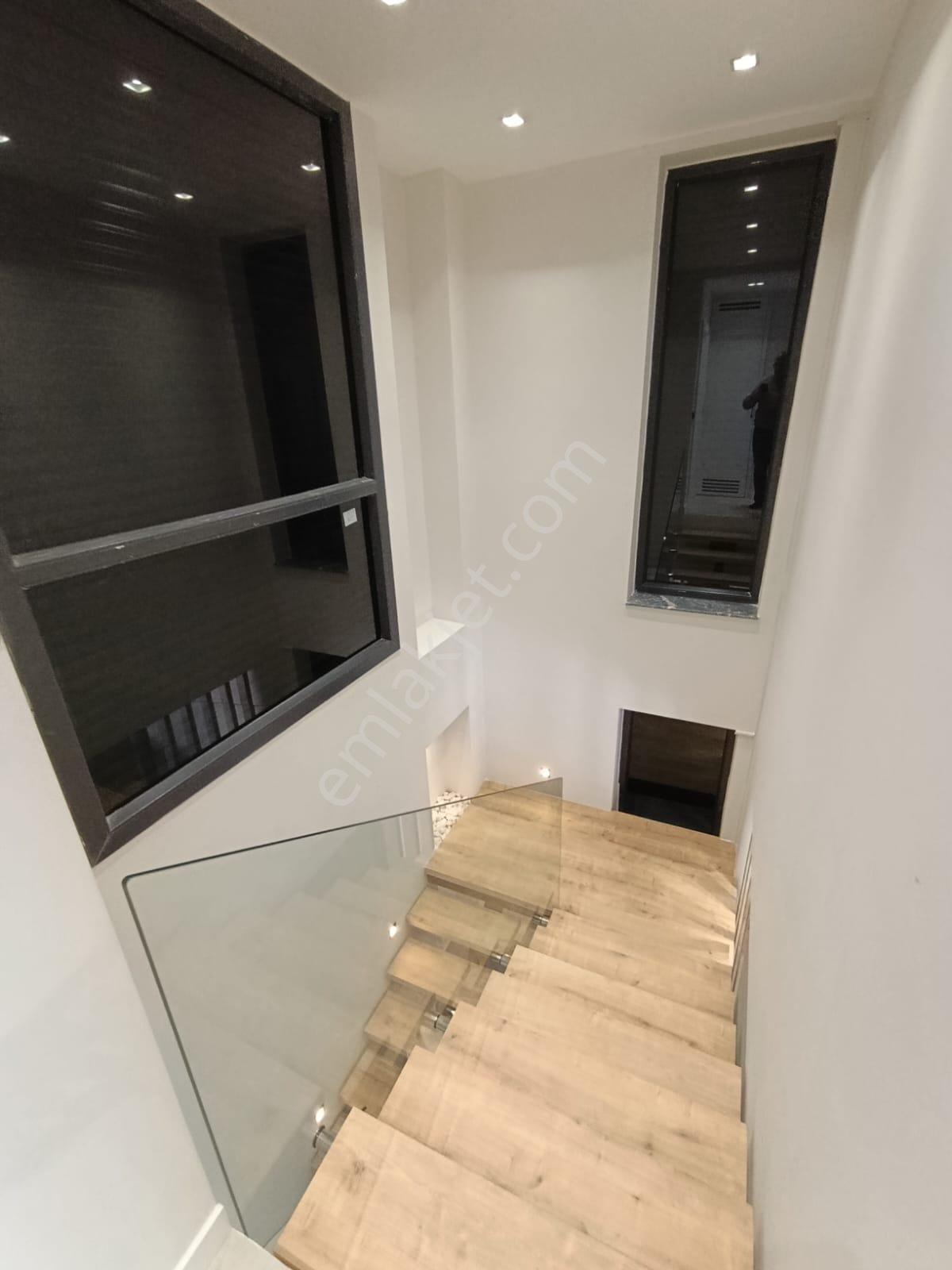Devamlı Kiralık Havuzlu Sitede Müstakil Villa Komple Eşyalı - Görsel 16