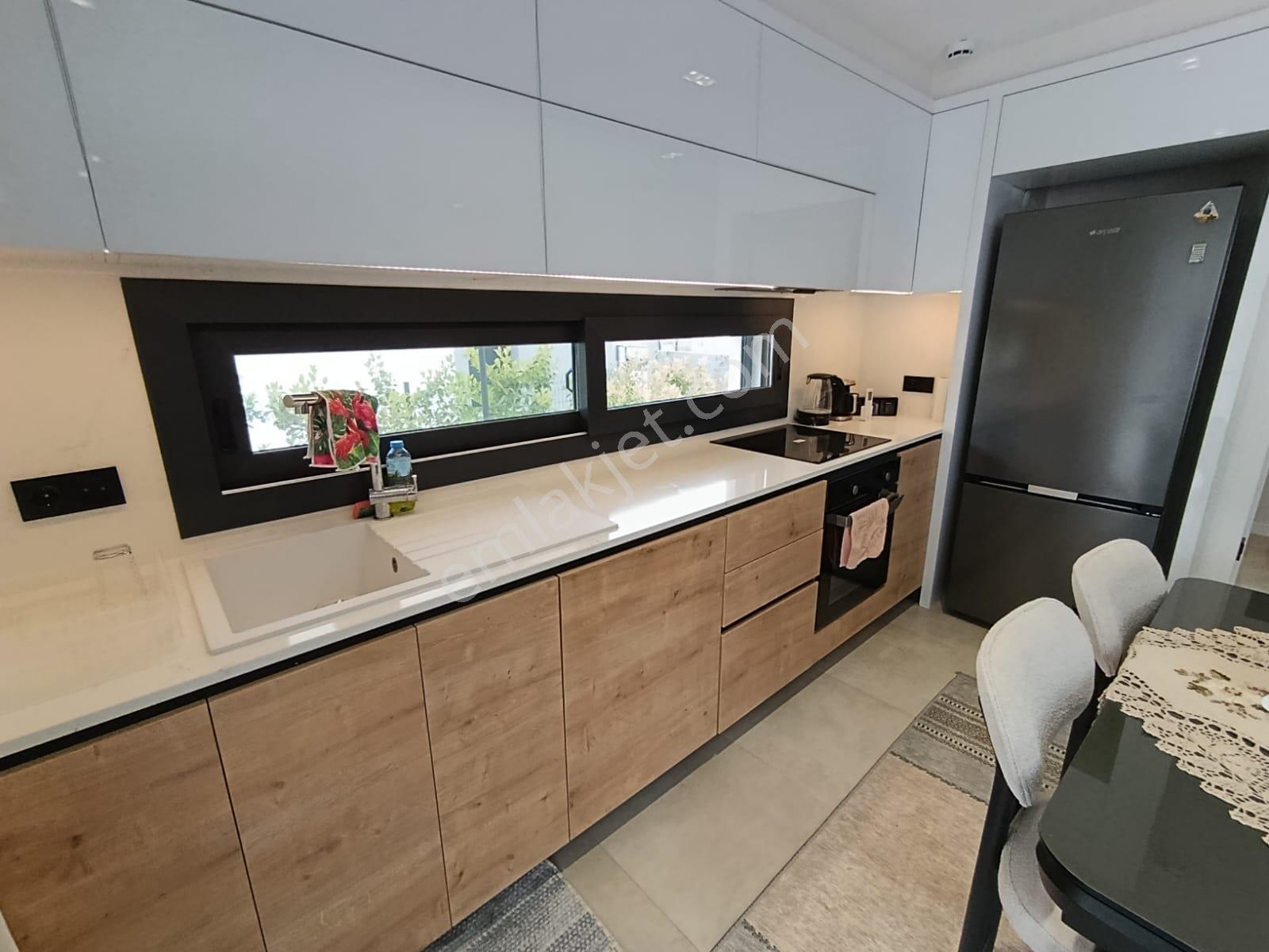 Devamlı Kiralık Havuzlu Sitede Müstakil Villa Komple Eşyalı - Görsel 2