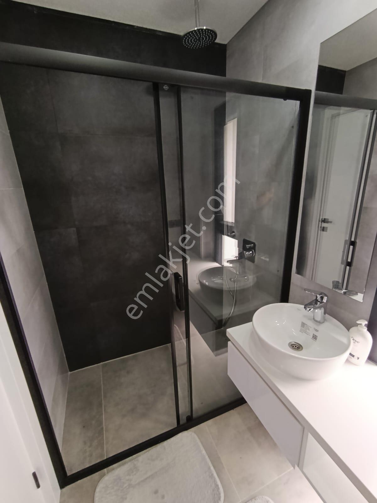 Devamlı Kiralık Havuzlu Sitede Müstakil Villa Komple Eşyalı - Görsel 19
