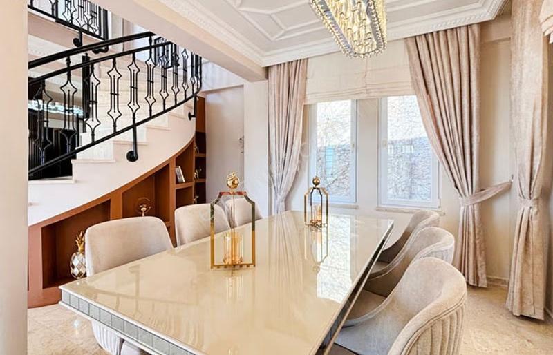 Kargıcak Alanyada Panoramik Deniz Manzaralı Havuzlu 3+1 Villa - Görsel 2