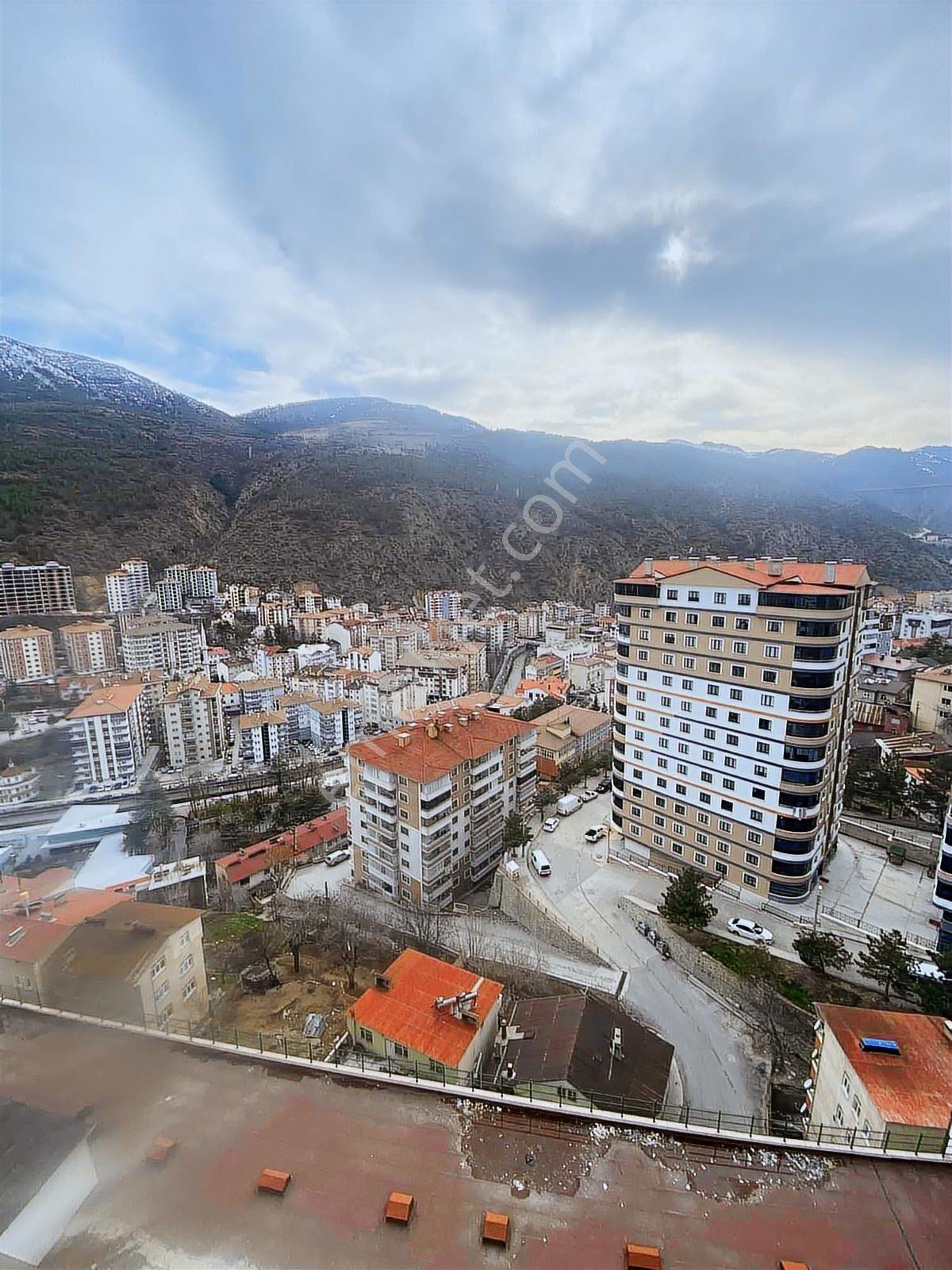 2y Duman Emlak'tan Manzaralı Güneş Alan Yeni 3+1 Kiralık Daire - Görsel 31