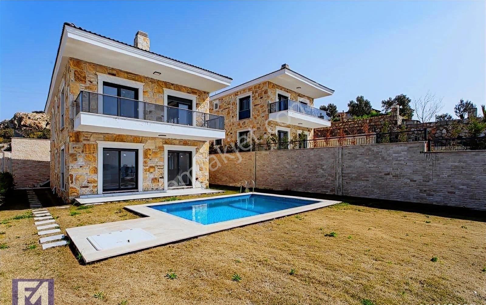 Foçaköyde Satılık Taş Villa - Görsel 25