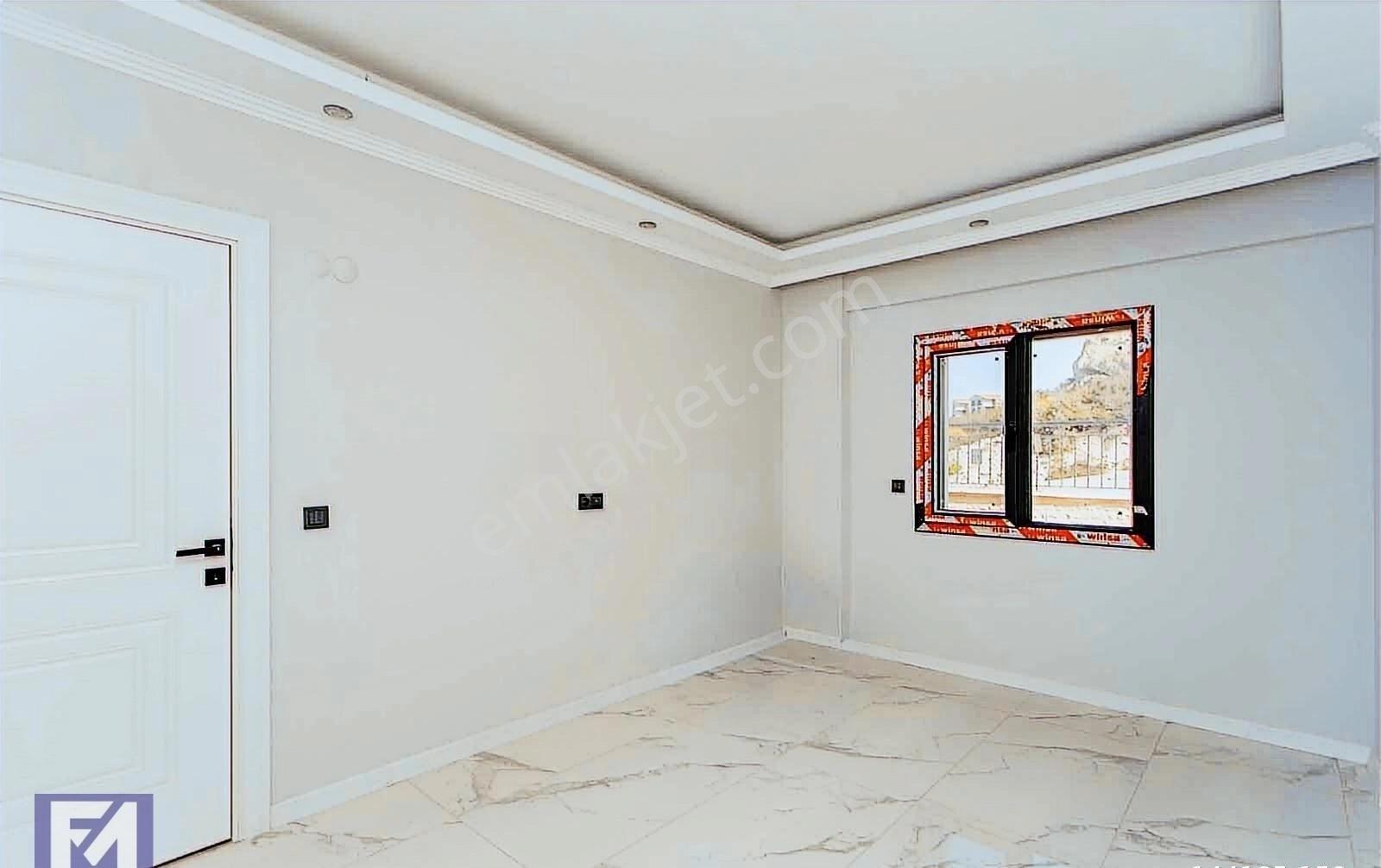 Foçaköyde Satılık Taş Villa - Görsel 2
