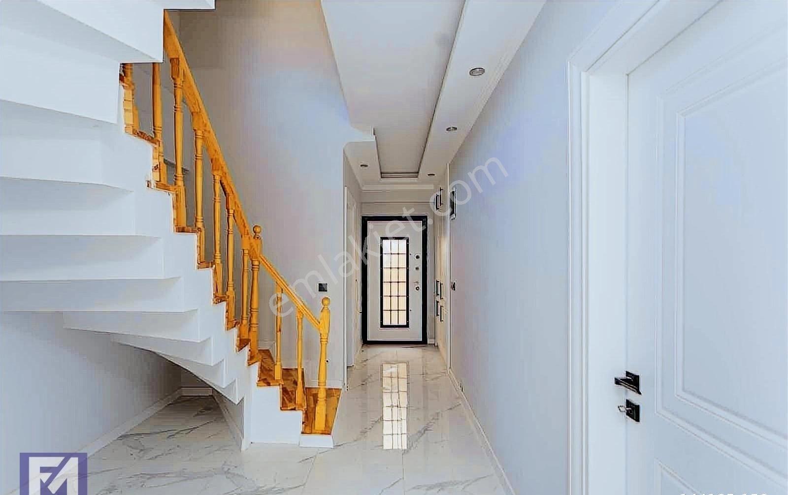 Foçaköyde Satılık Taş Villa - Görsel 17