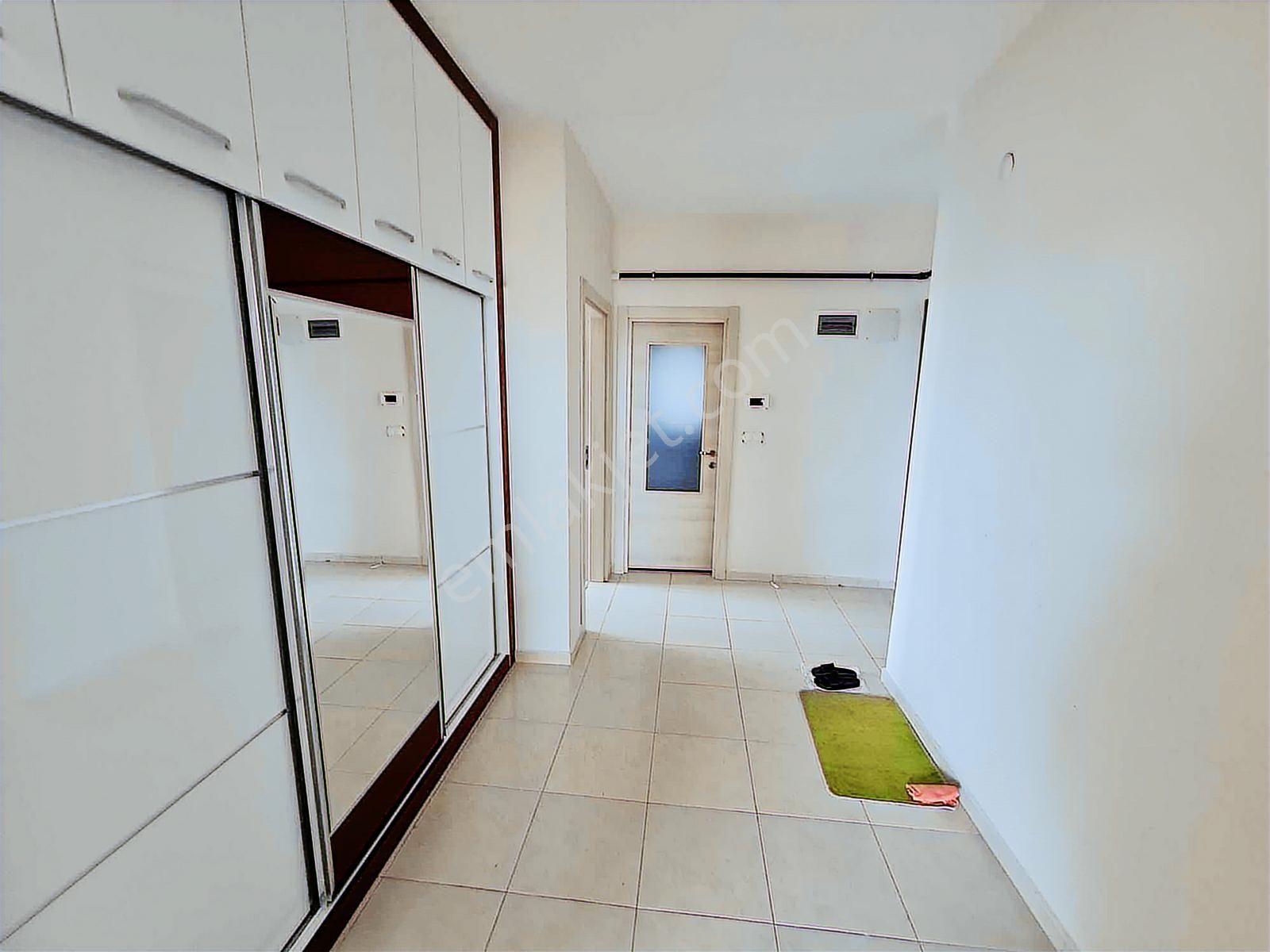 Bosna Hersek'te Eşyalı Kiralık 3+1 Daire - Görsel 17