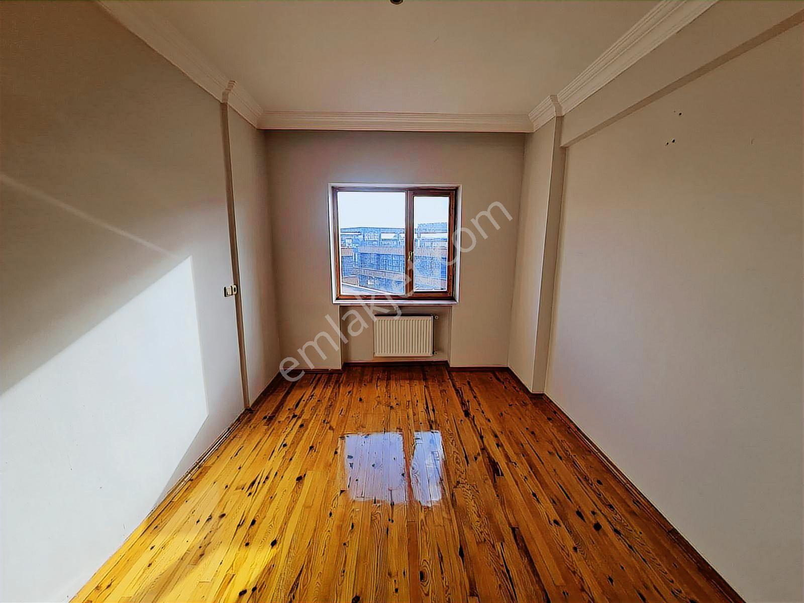 Uğur Emlak'tan Selçuk Tıp Fakültesi Karşısında 3+1 Kiralık Daire - Görsel 16