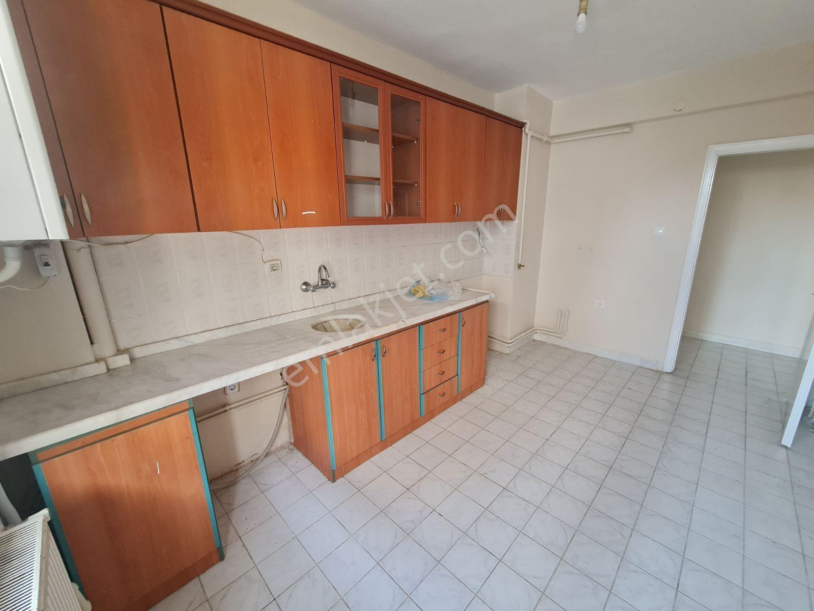 S.ü Kampüs Girişi Üst Geçit Karşısında Uygun Kiralık Daire - Görsel 19