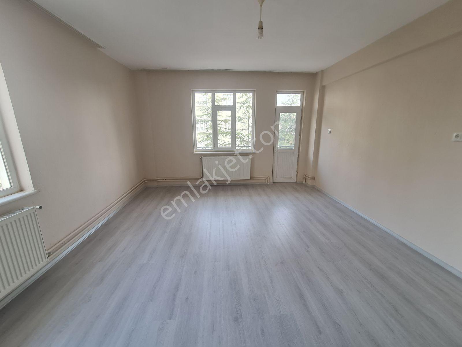S.ü Kampüs Girişi Üst Geçit Karşısında Uygun Kiralık Daire - Görsel 7