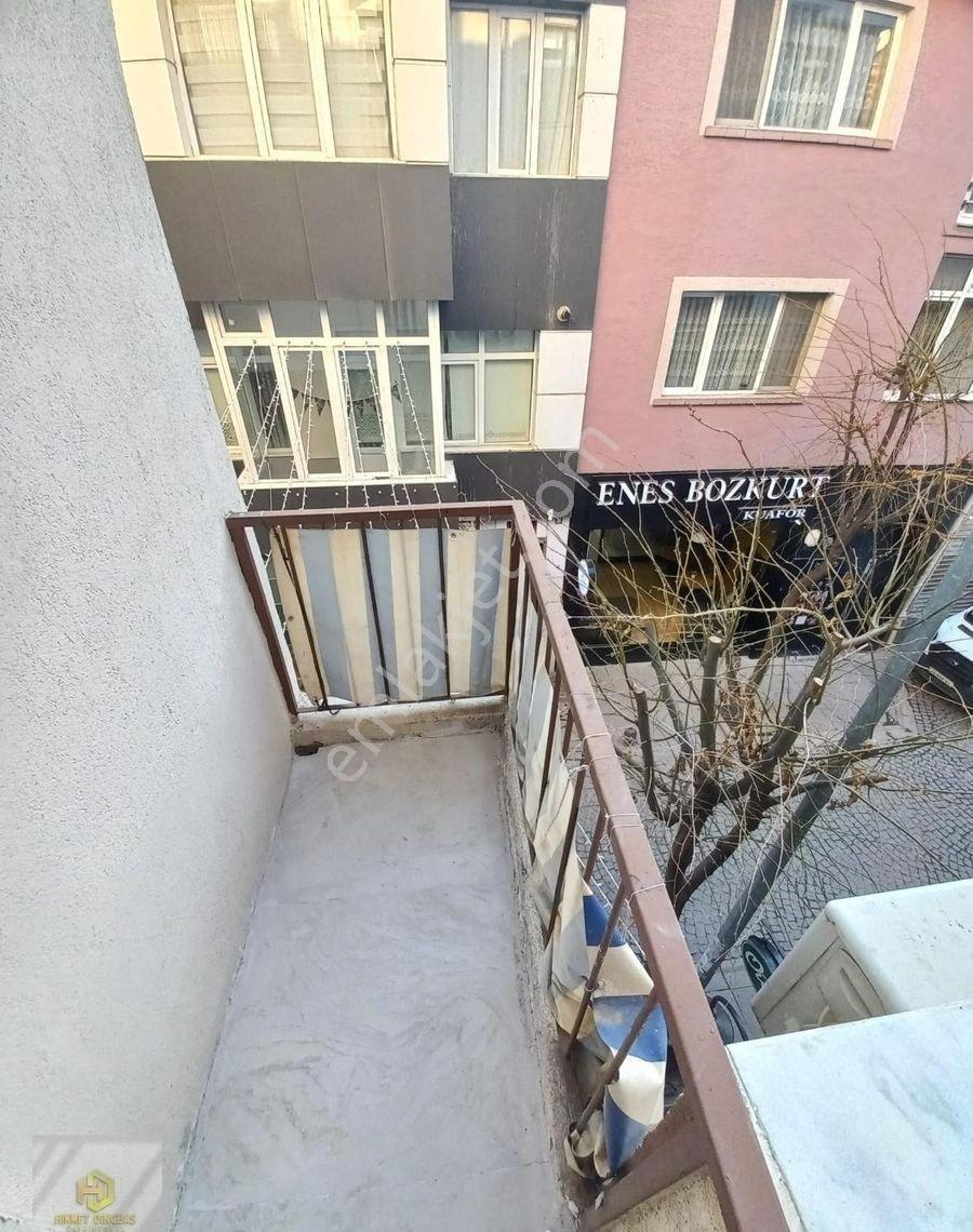 İstiklal Mahallesinde Şair Fuzuli Caddesi Köşe Kiralık 3+1 Daire - Görsel 29