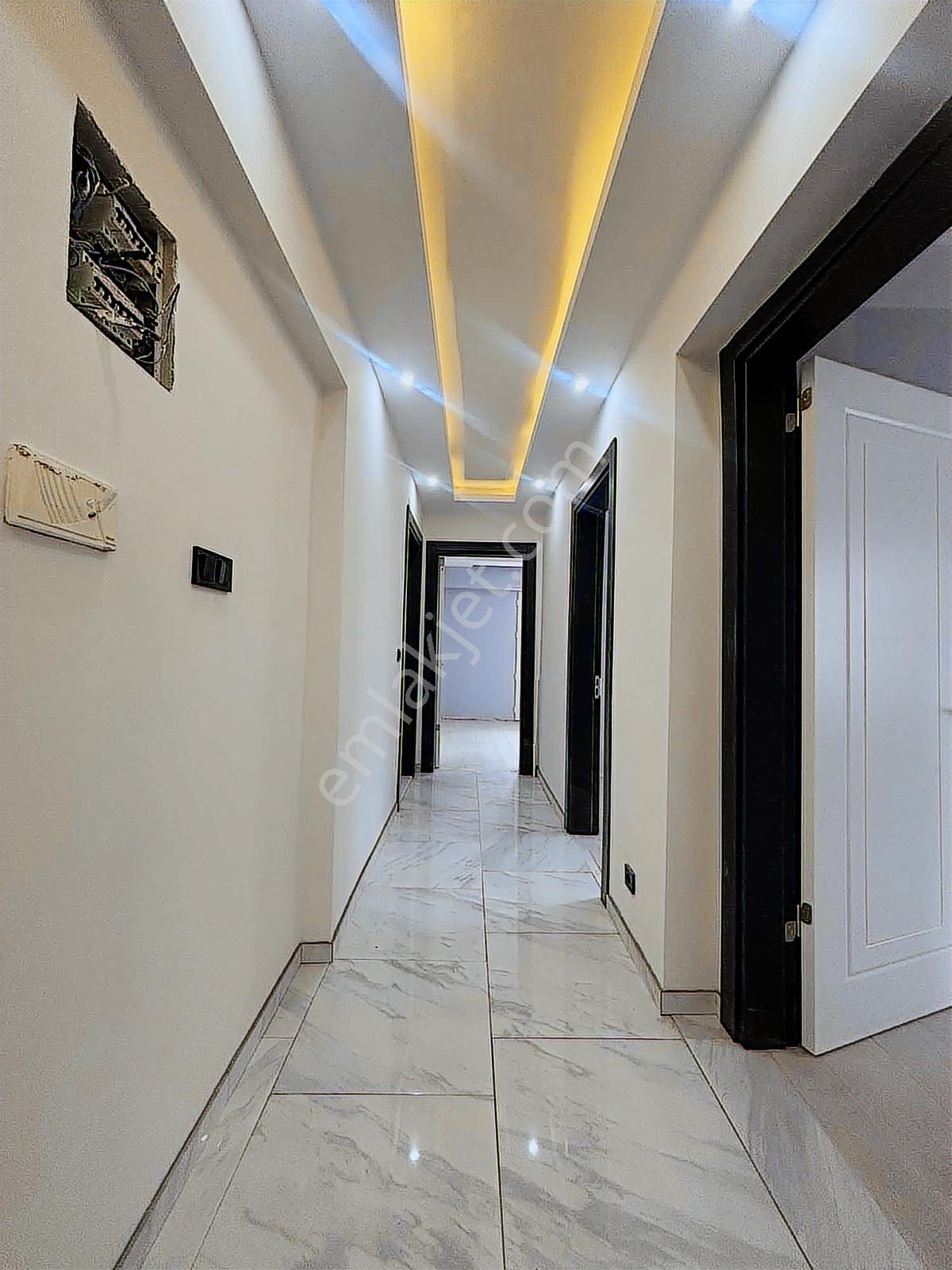 Kuşadası Kadınlar Denizi'nde 3 + 1 Satılık Daire - Görsel 19