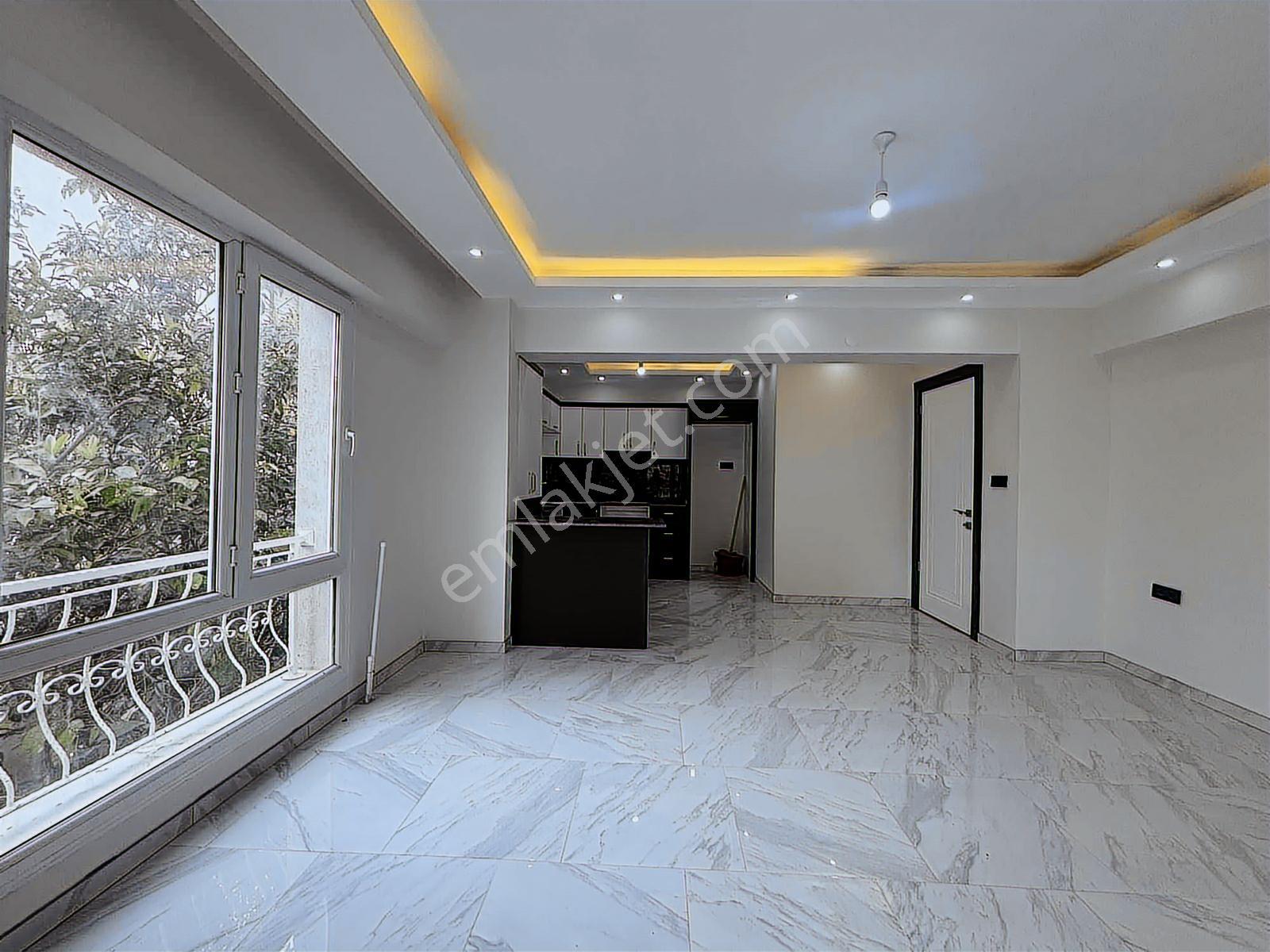 Kuşadası Kadınlar Denizi'nde 3 + 1 Satılık Daire - Görsel 13