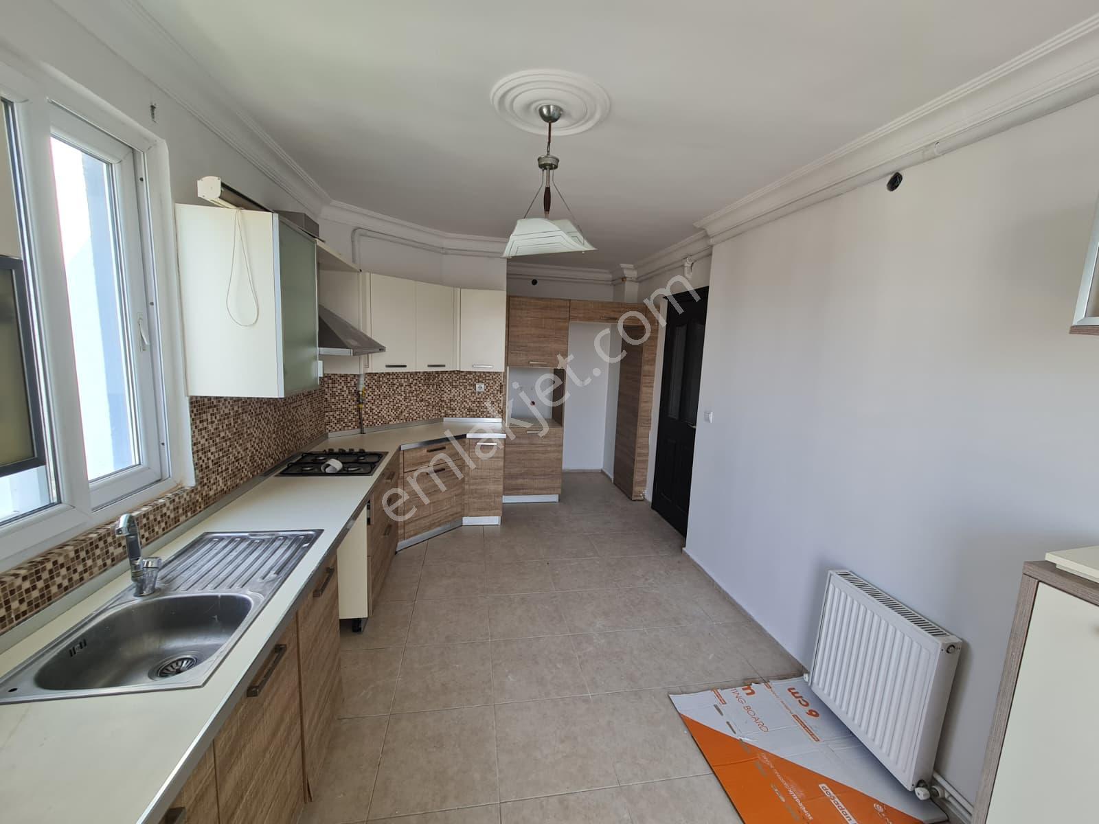 Karaağaç Konarlı'da Güney Deniz Sitesi'nde Havuz Gören Doğalgazlı Daire - Görsel 7