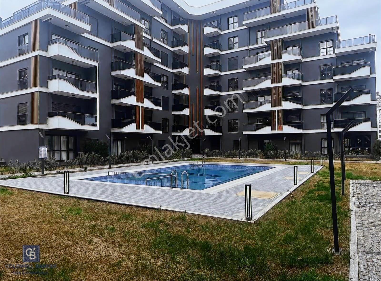 Azel Deluxe Sitesinde Satılık Bahçeli 1+1 Daire - Görsel 11