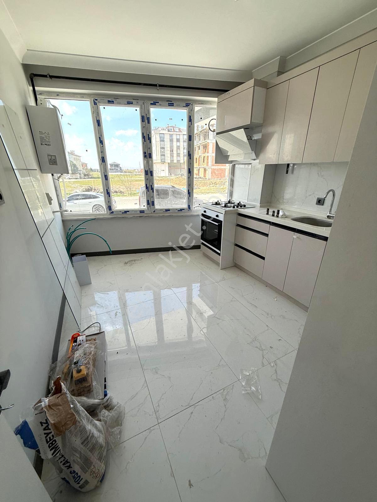 ꧁ Kemalpaşa Mah'de ╣ Merkezi Konum 'da ╠ 2+1 95m² Daire ꧂ - Görsel 21