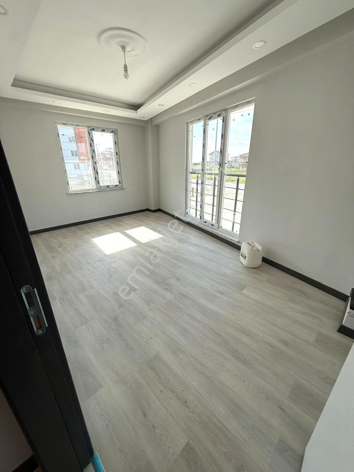 ꧁ Kemalpaşa Mah'de ╣ Merkezi Konum 'da ╠ 2+1 95m² Daire ꧂ - Görsel 16