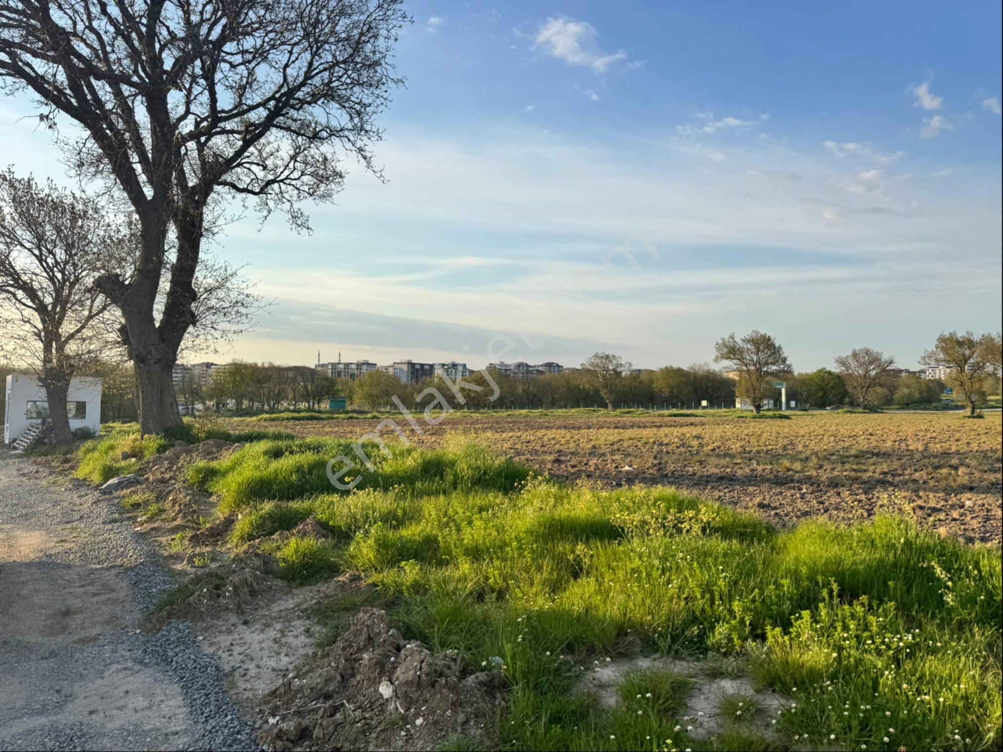 Tepe Bölgesin De Satılık 2.327m Konut İmarlı Arsa - Görsel 8